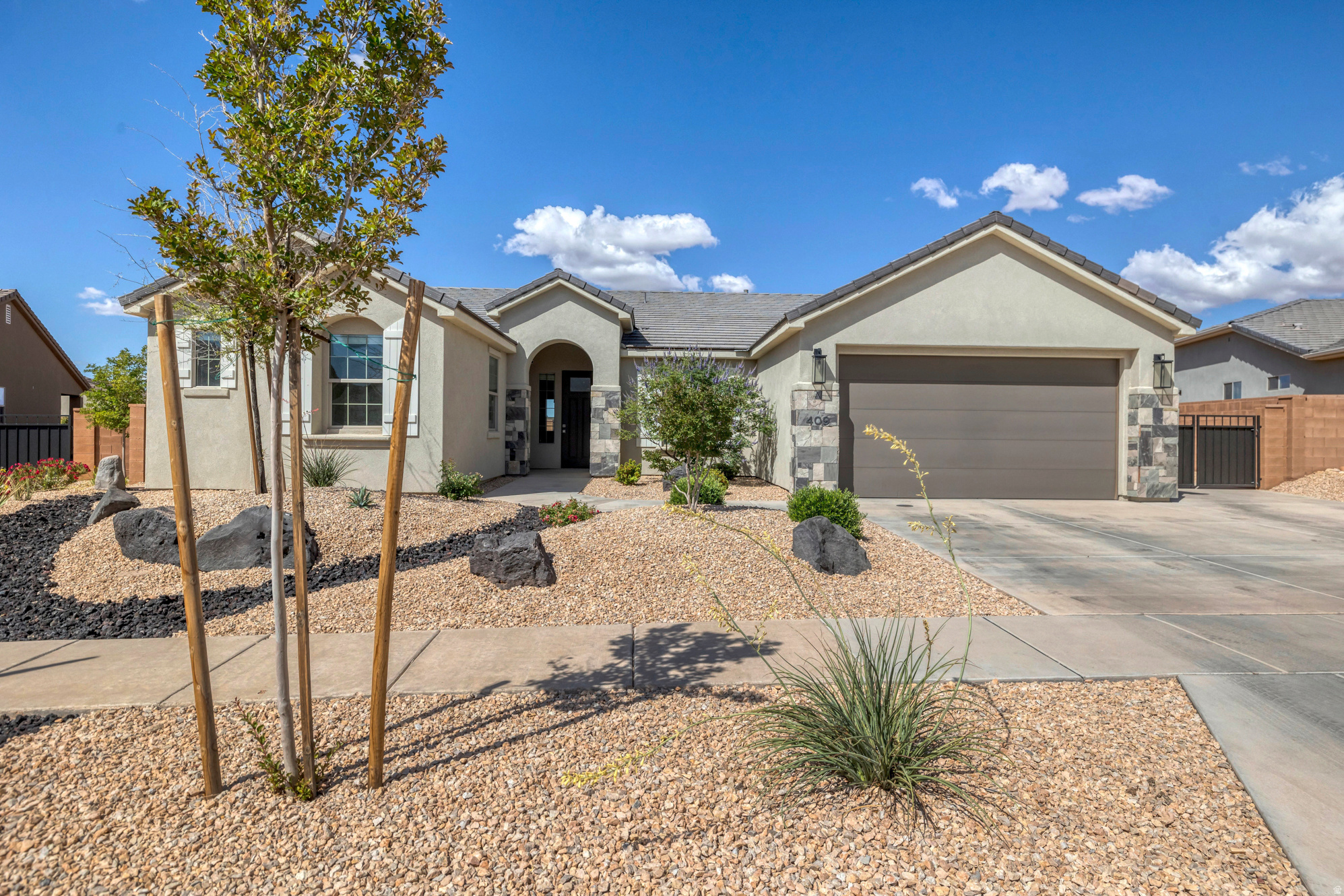 409 N SAGE GROUSE DR, Washington, UT 84780 — photo 1