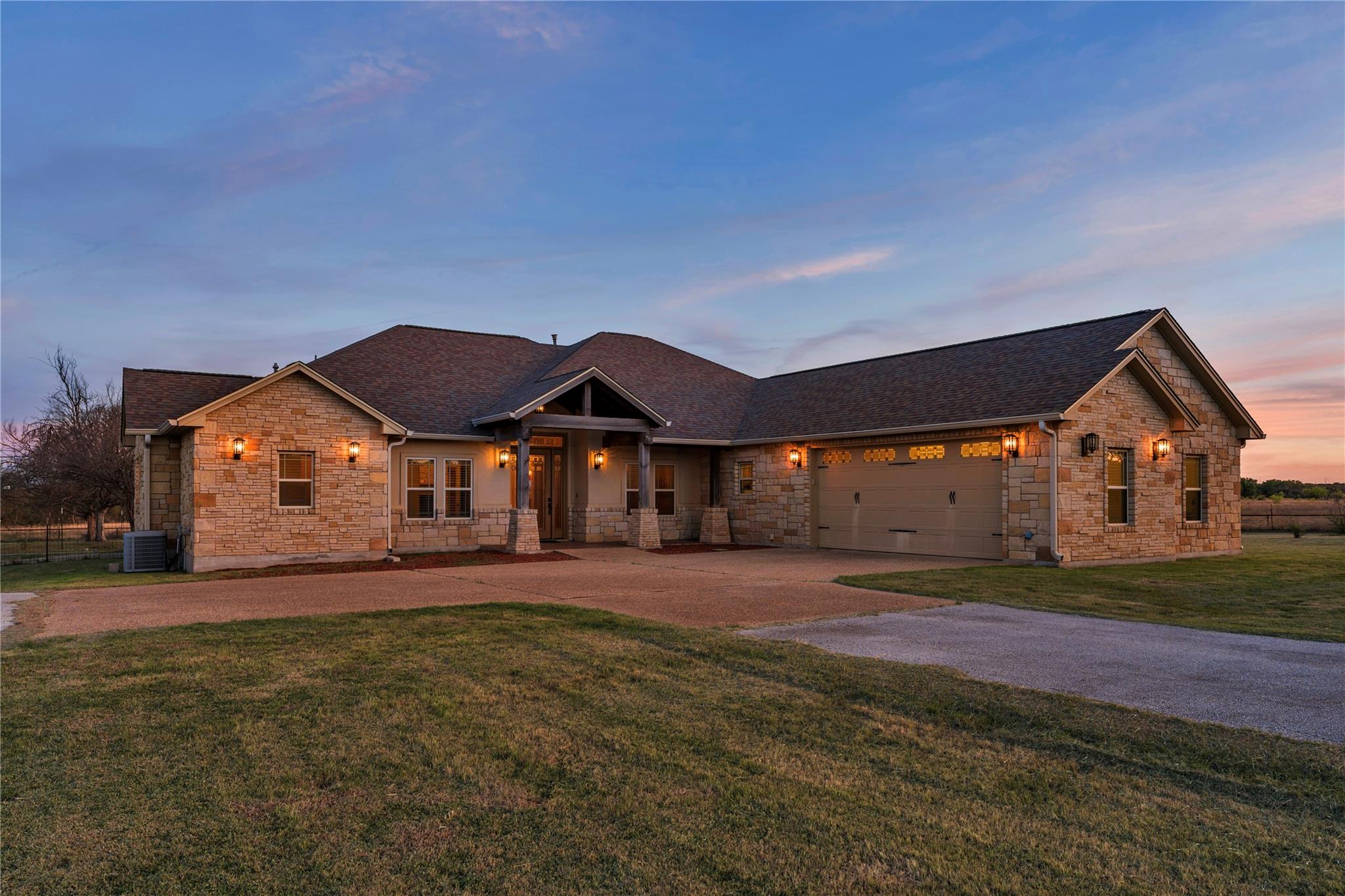 301 CR 253, Bertram, TX 78605 — photo 1
