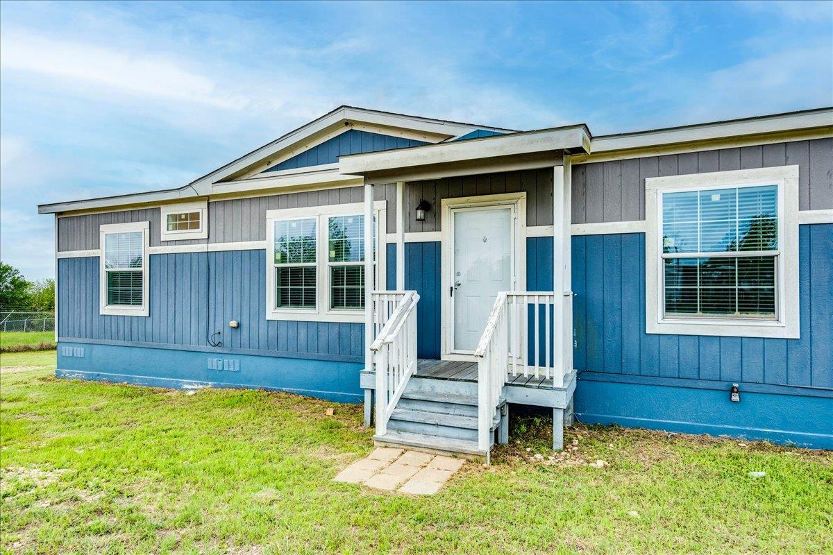 1098 Engelke, Buda, TX 78640 — photo 1