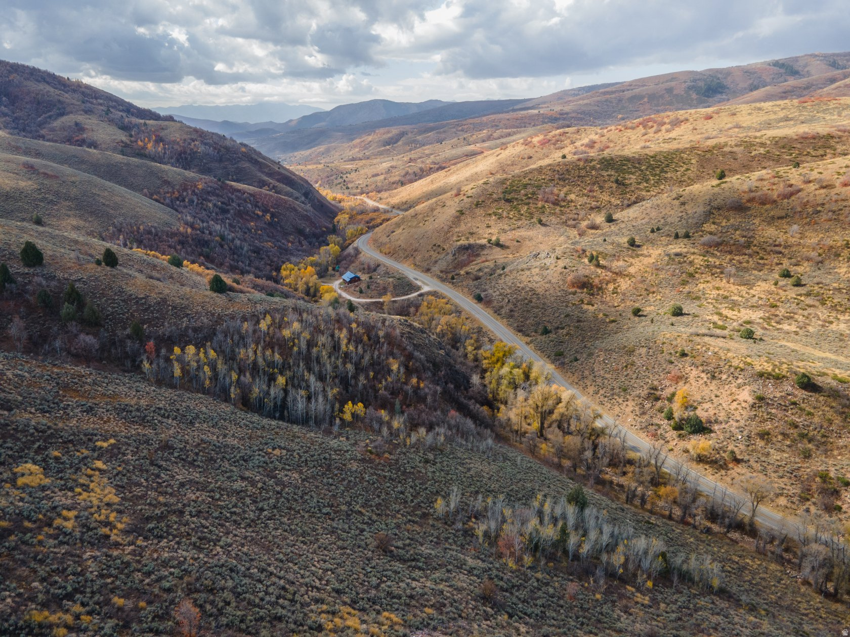 101 BEAVER CRK, Huntsville, UT 84317 — photo 1