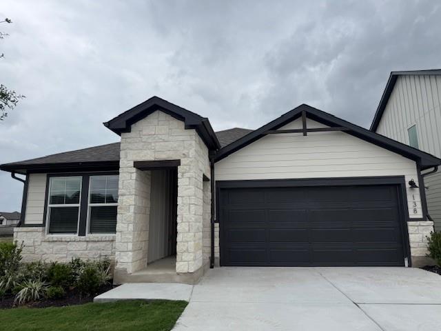 138 Holmby, Hutto, TX 78634 — photo 1