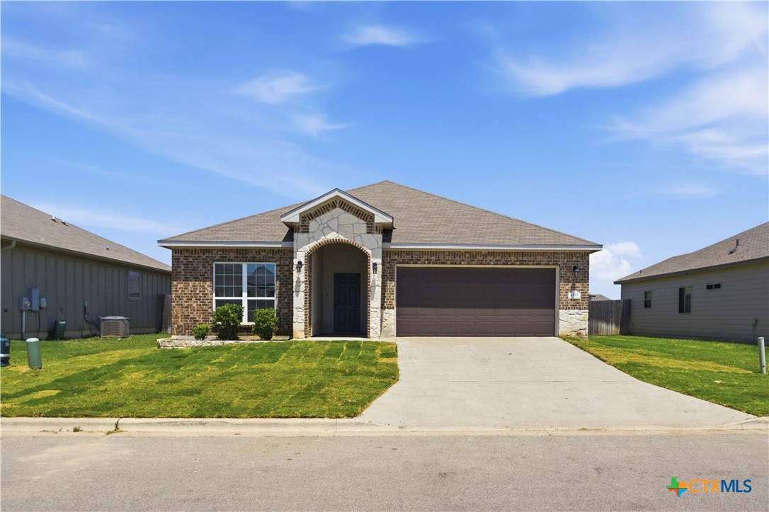 1125 Lakeway Crossing Drive, Temple, TX 76502 — photo 1