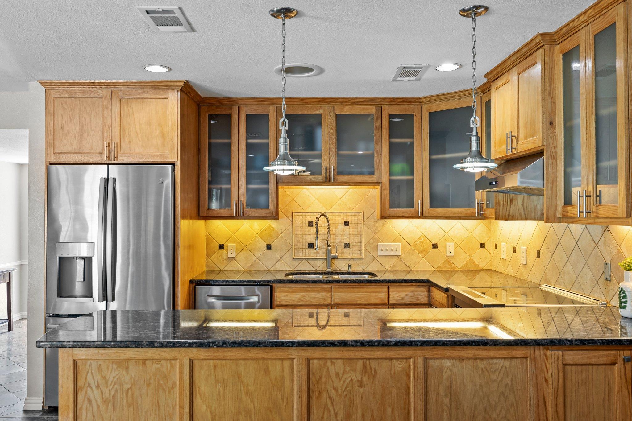 504 Heartwood, Austin, TX 78745 — photo 1