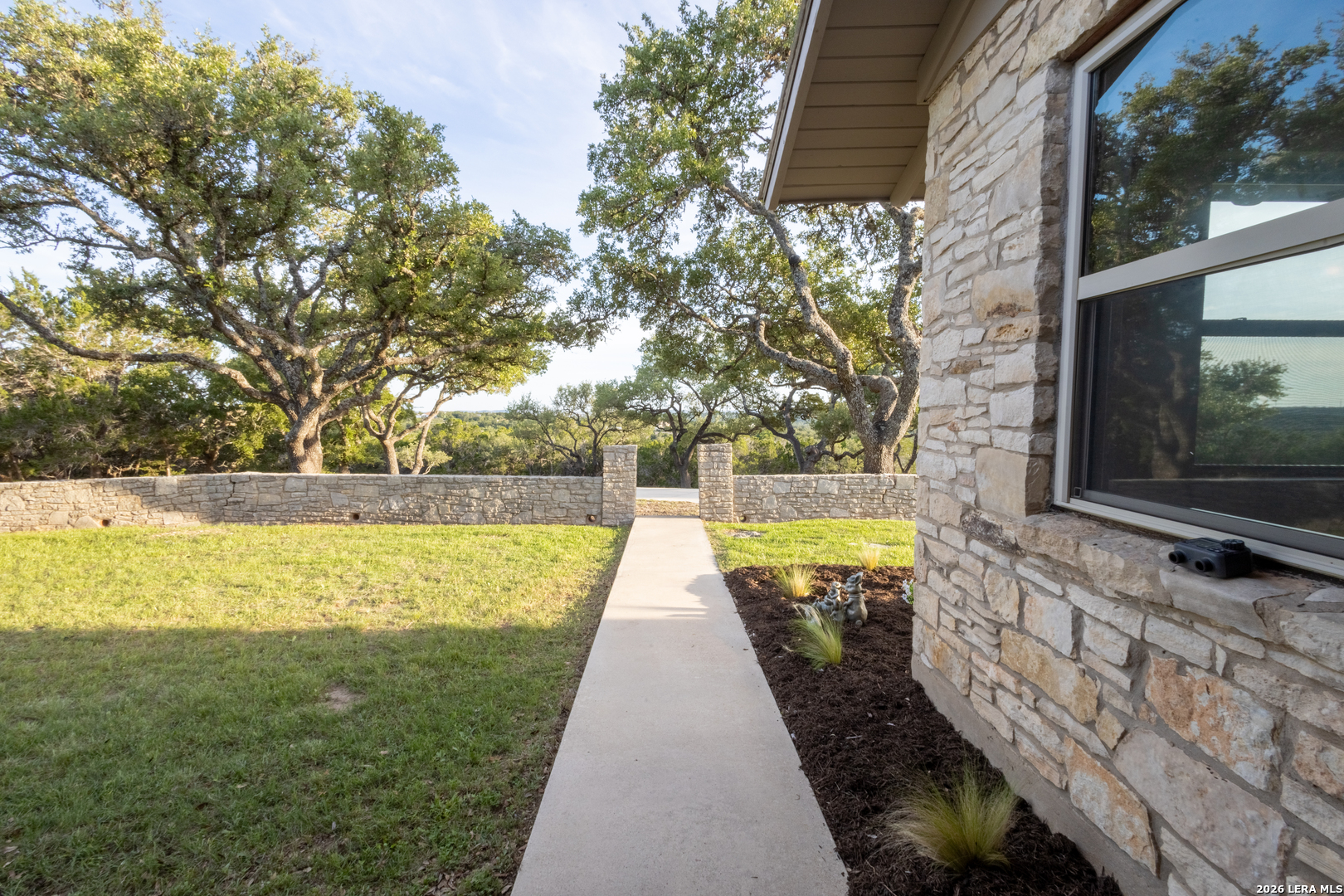 935 SPRING BRANCH RD, ,  78070 — photo 1