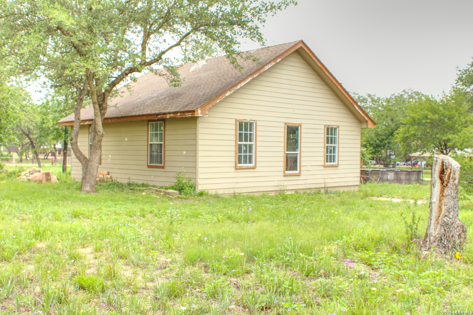 278 County Road 6862, ,  78059 — photo 1