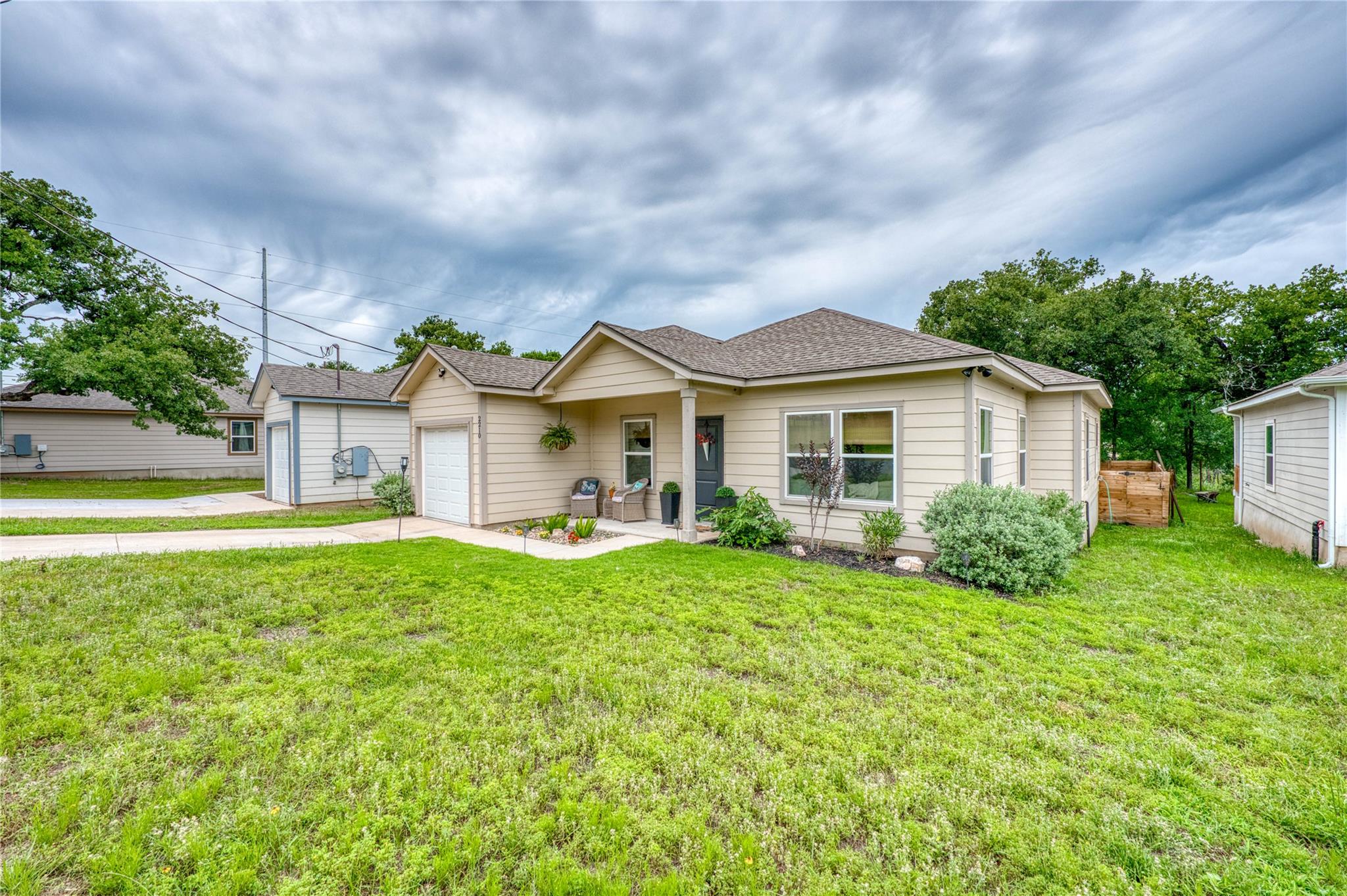 2210 McArthur, Kingsland, TX 78639 — photo 1
