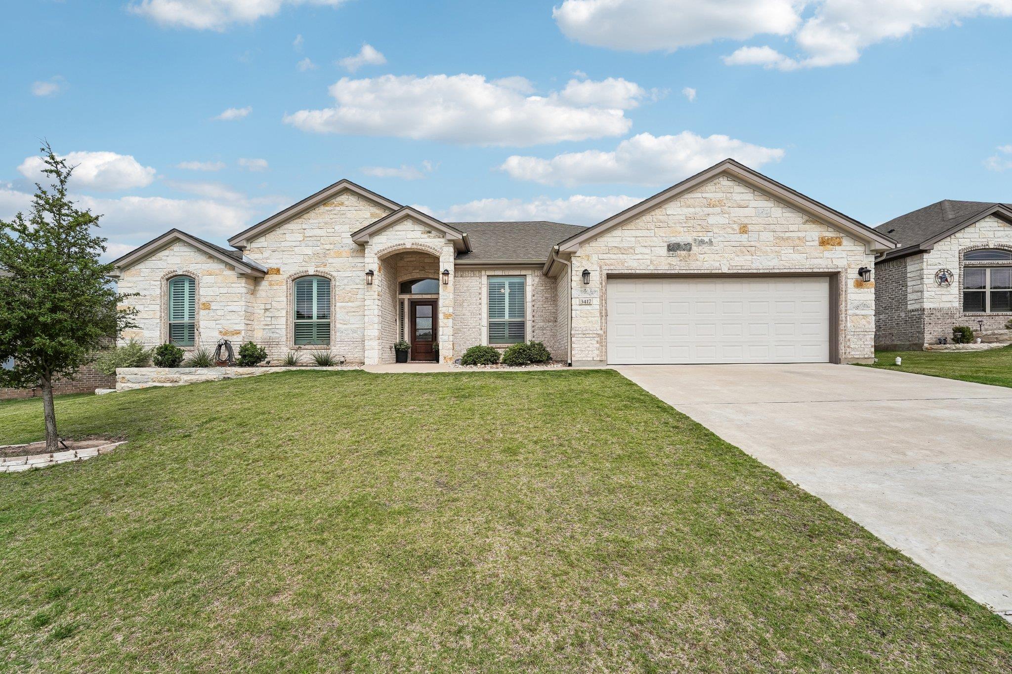 3417 Waggoner, Belton, TX 76513 — photo 1