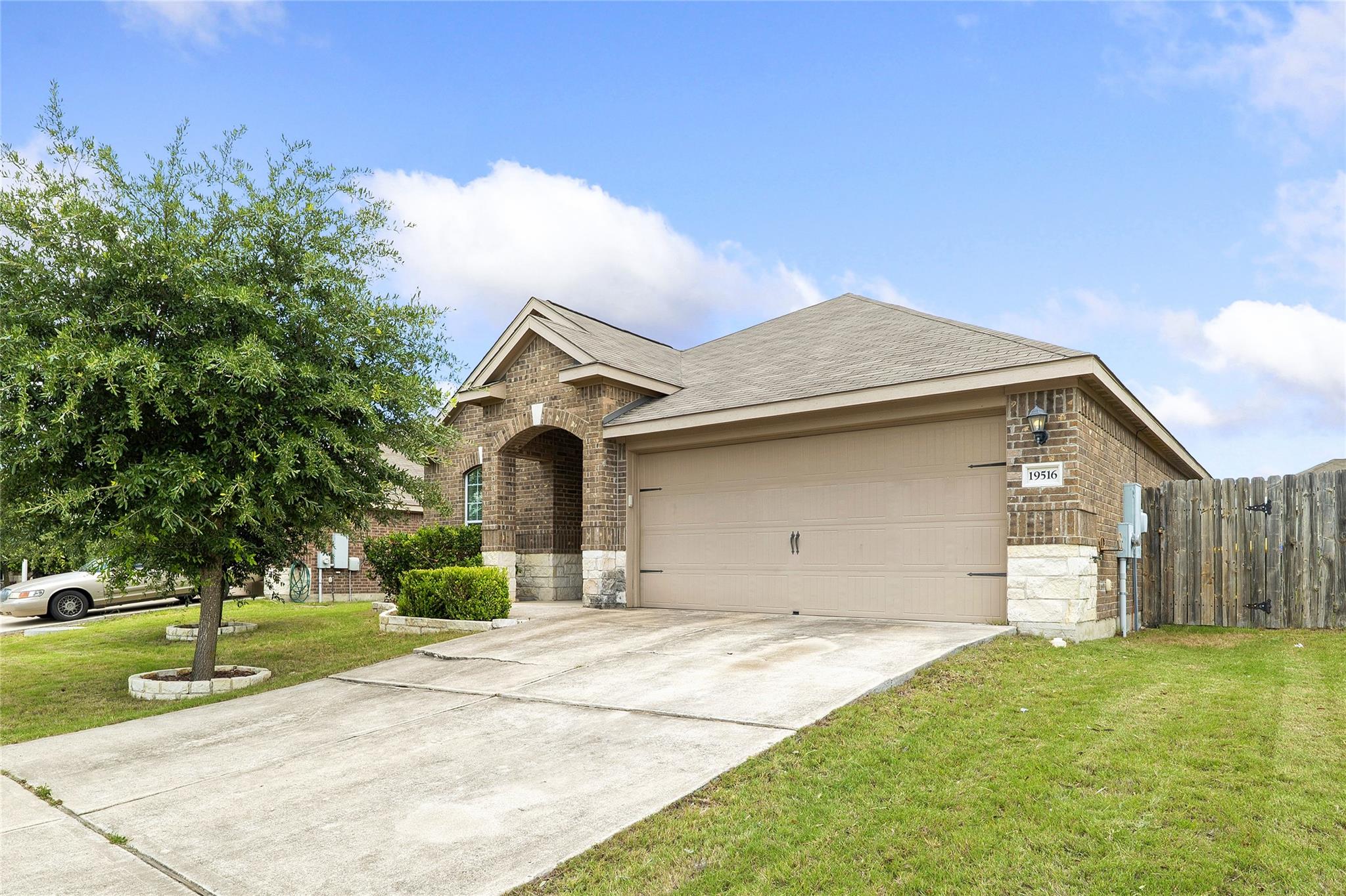 19516 Per Lange, Manor, TX 78653 — photo 1