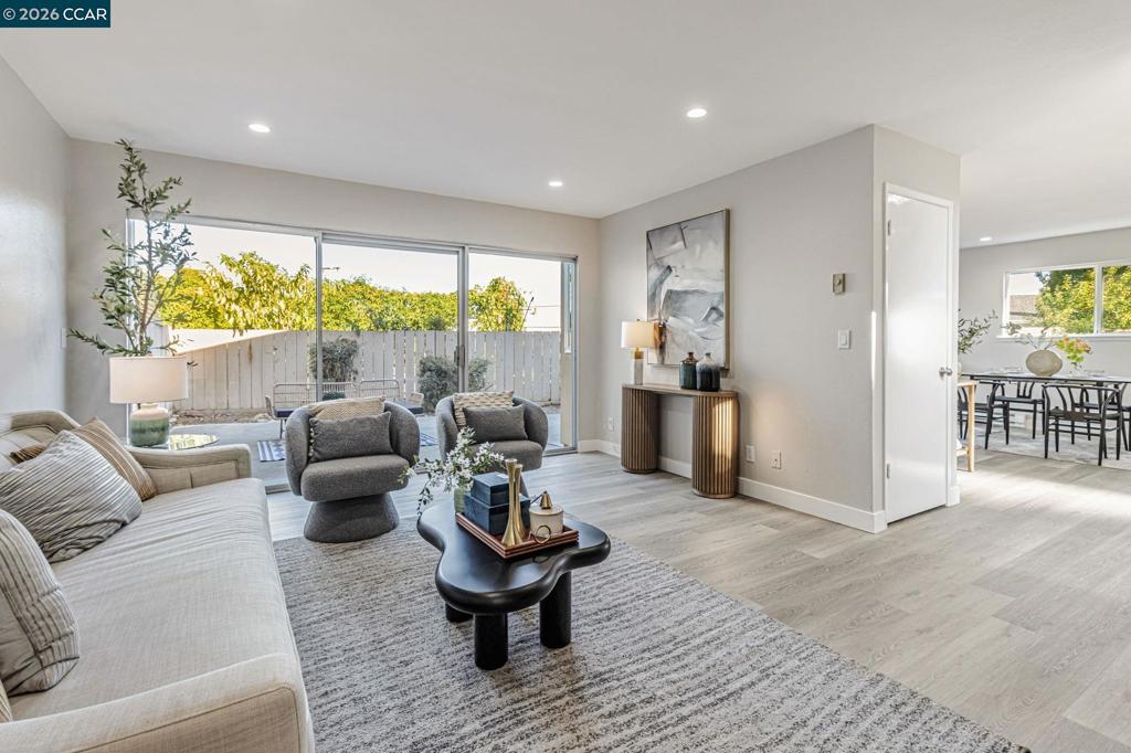 820 Hooshang Ct, Cupertino, CA 95014 — photo 1