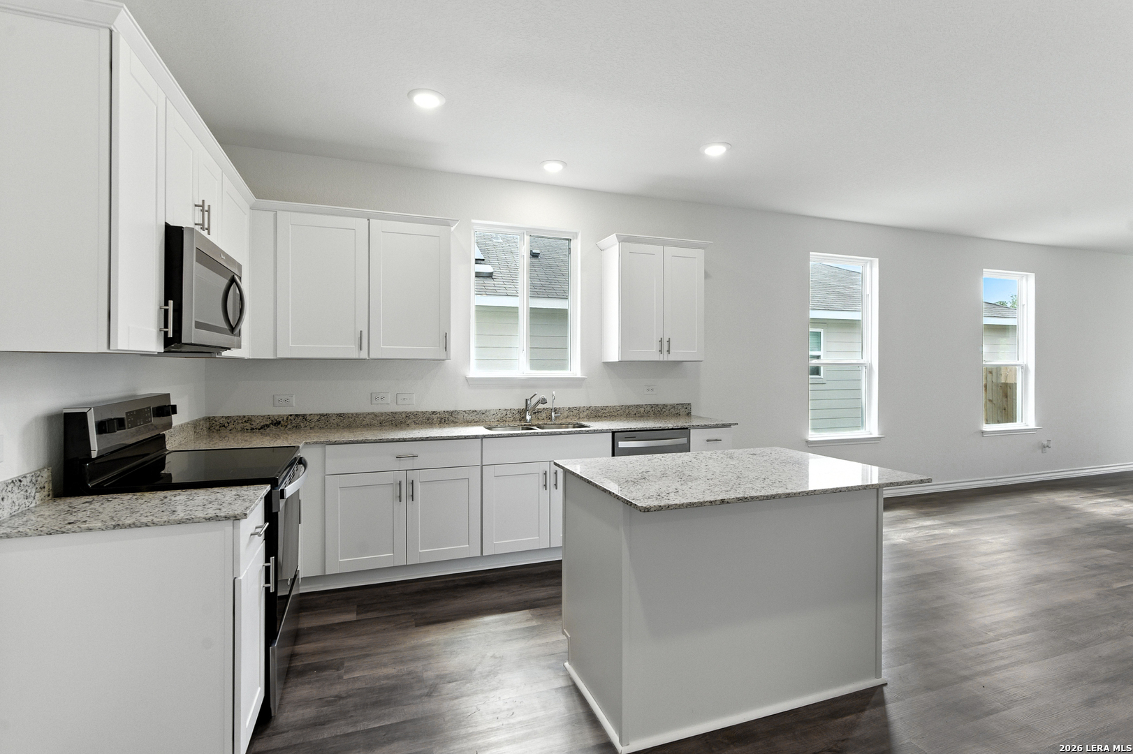 204 JERSEY LANE, , 78006 — photo 1
