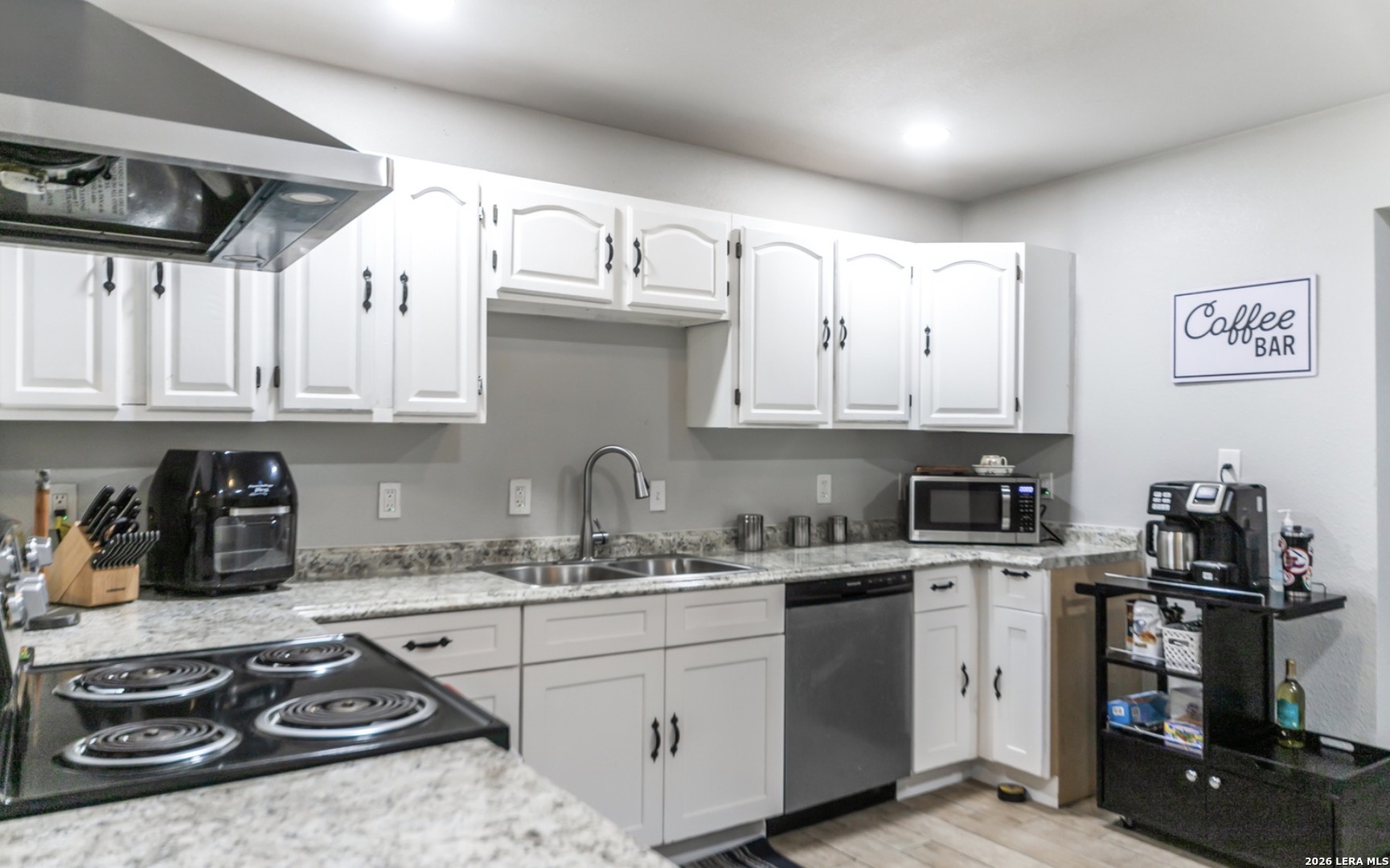 5111 Gray Buffalo, , 78242 — photo 1