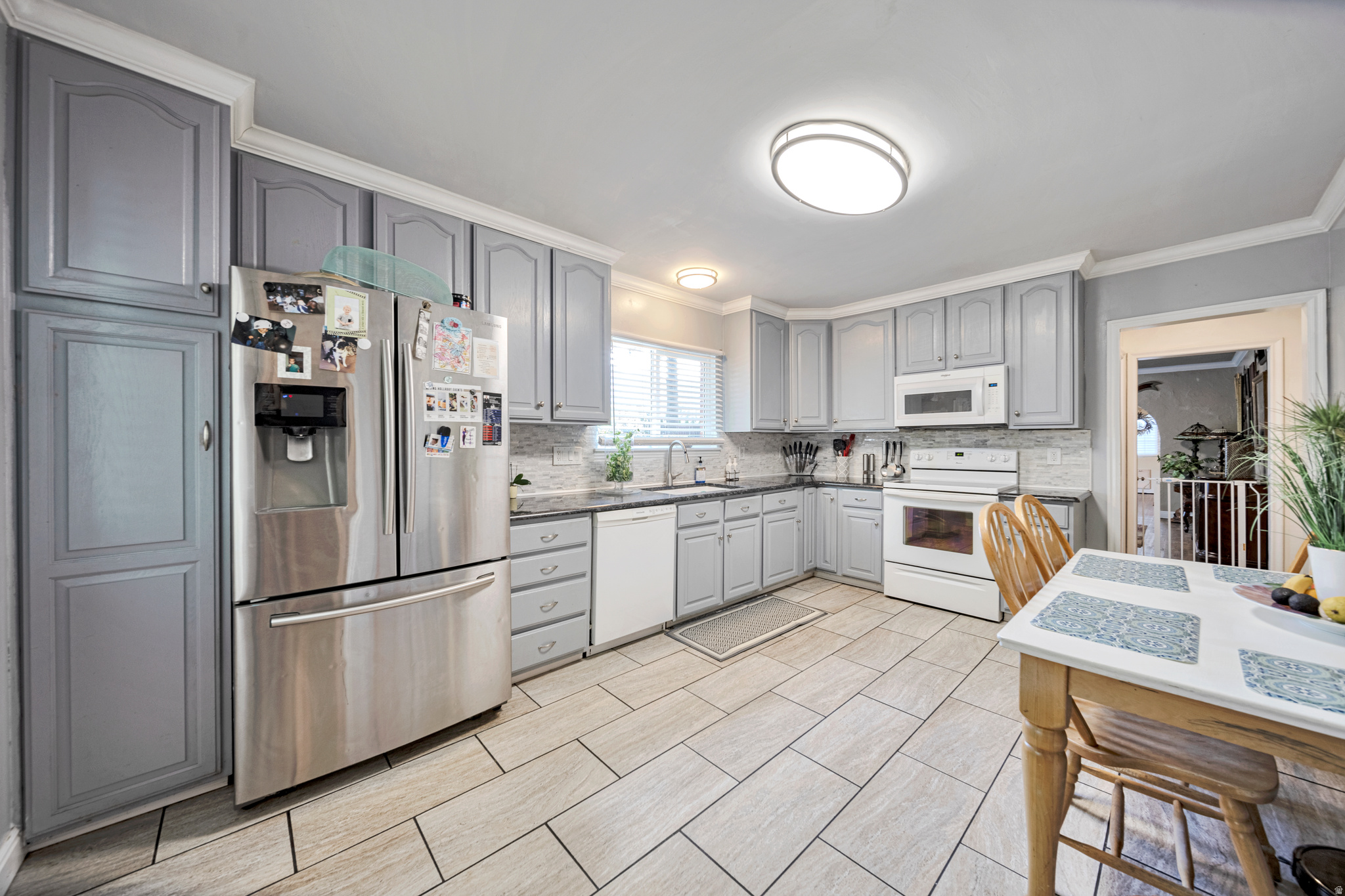 5946 S HIGHLAND DR, Holladay, UT 84121 — photo 1