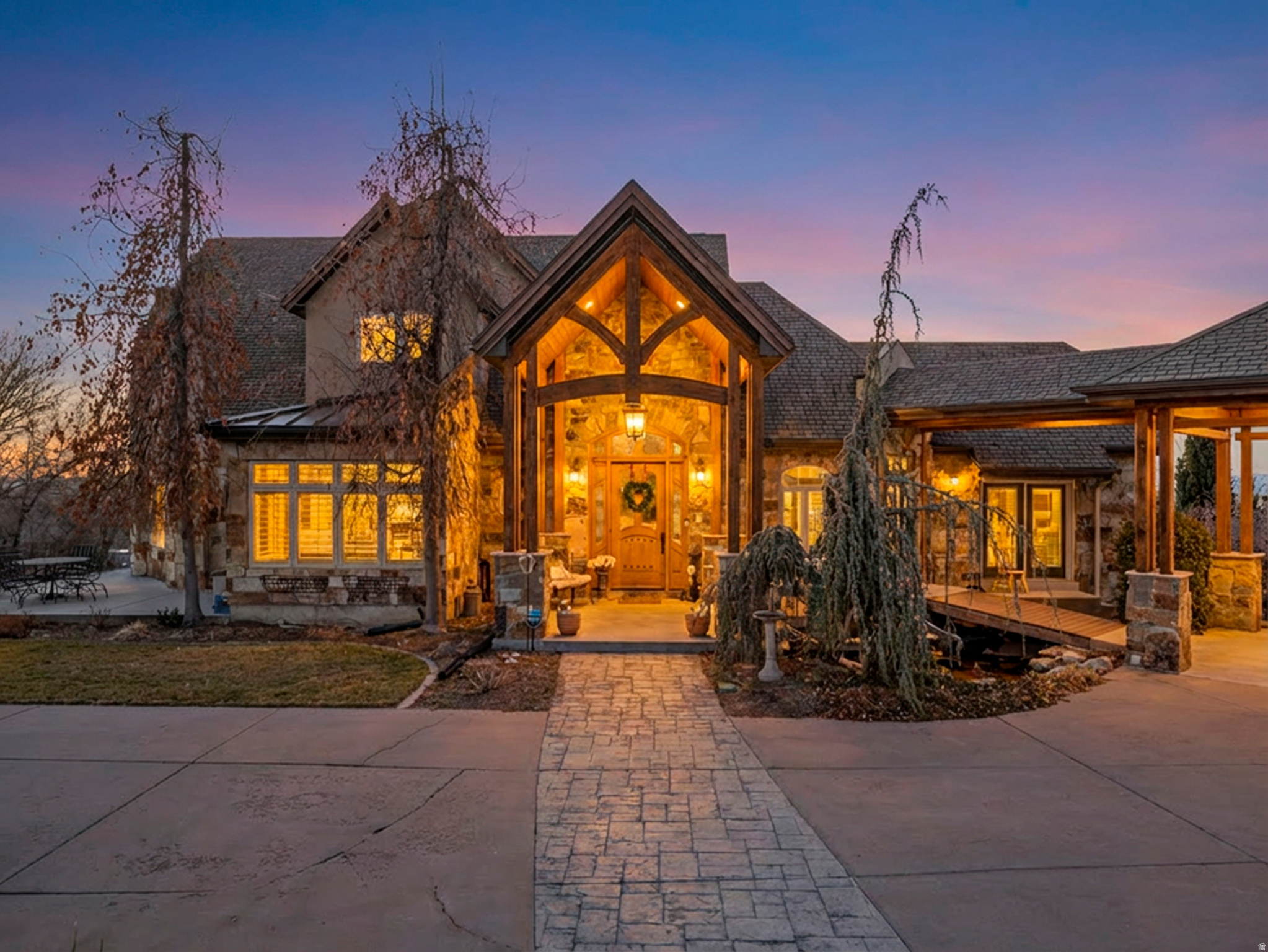 861 N 1100 E, Pleasant Grove, UT 84062 — photo 1