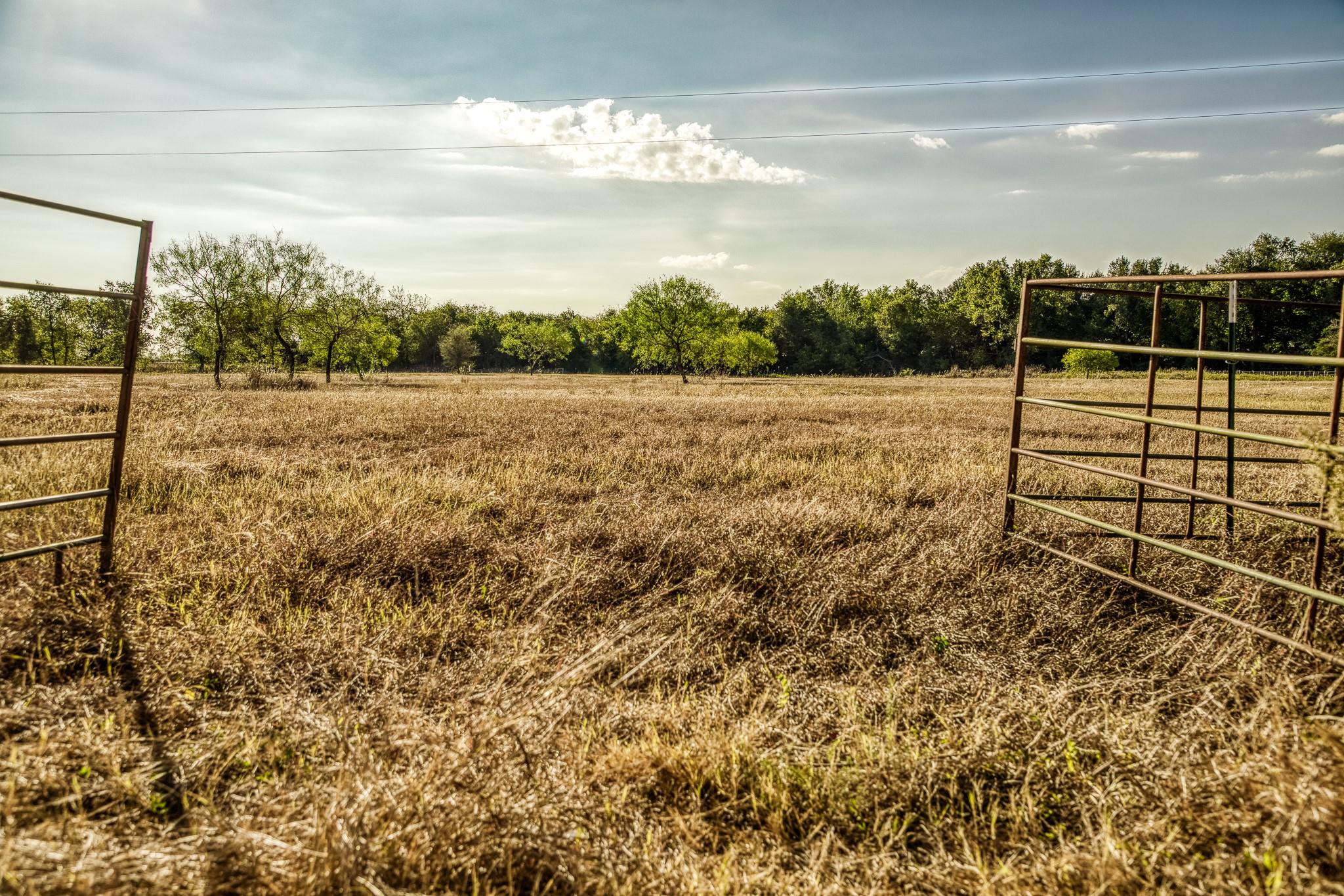 460 County Road 328, Caldwell, TX 77836 — photo 1