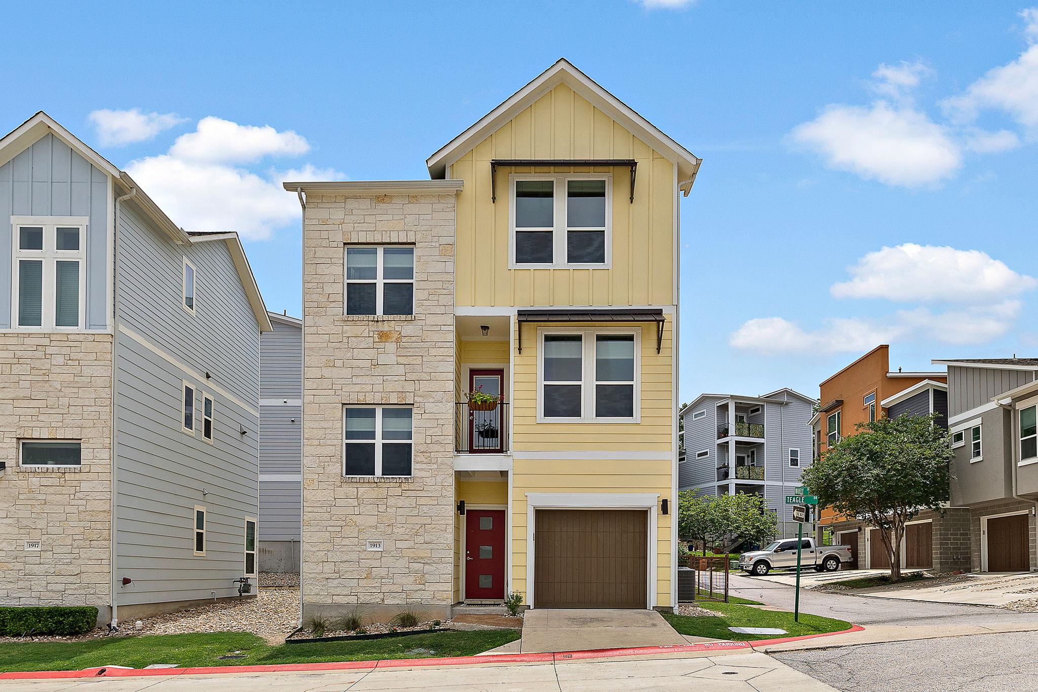 1913 Teagle, Austin, TX 78741 — photo 1