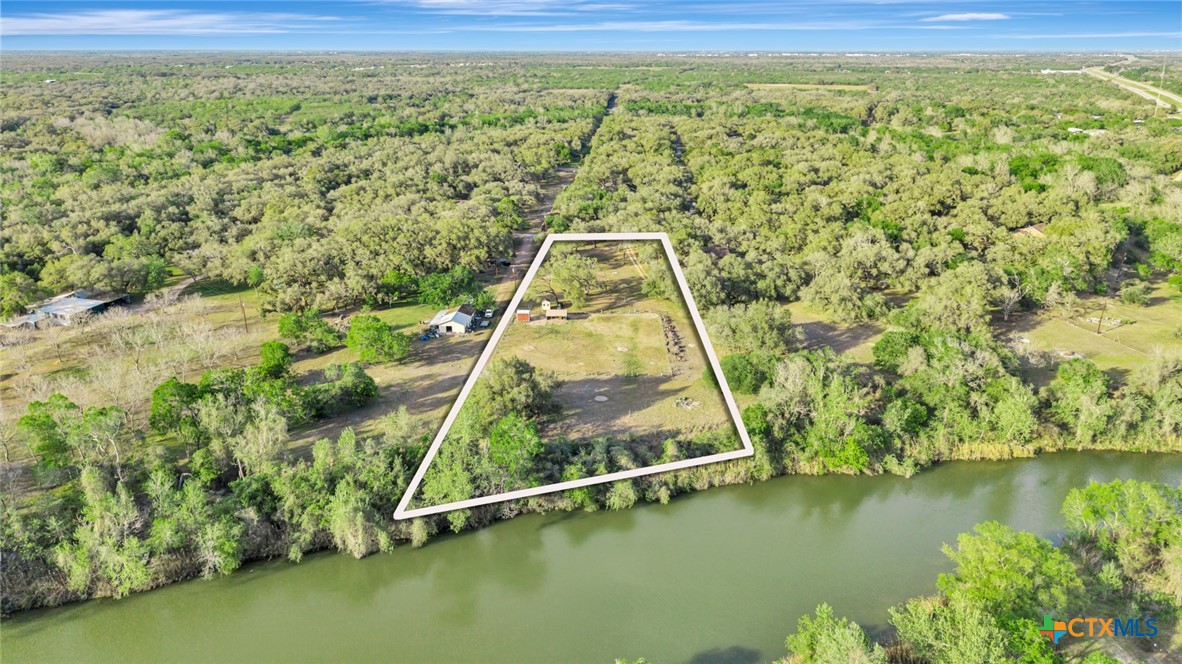 405 Camino Drive, Victoria, TX 77905 — photo 1