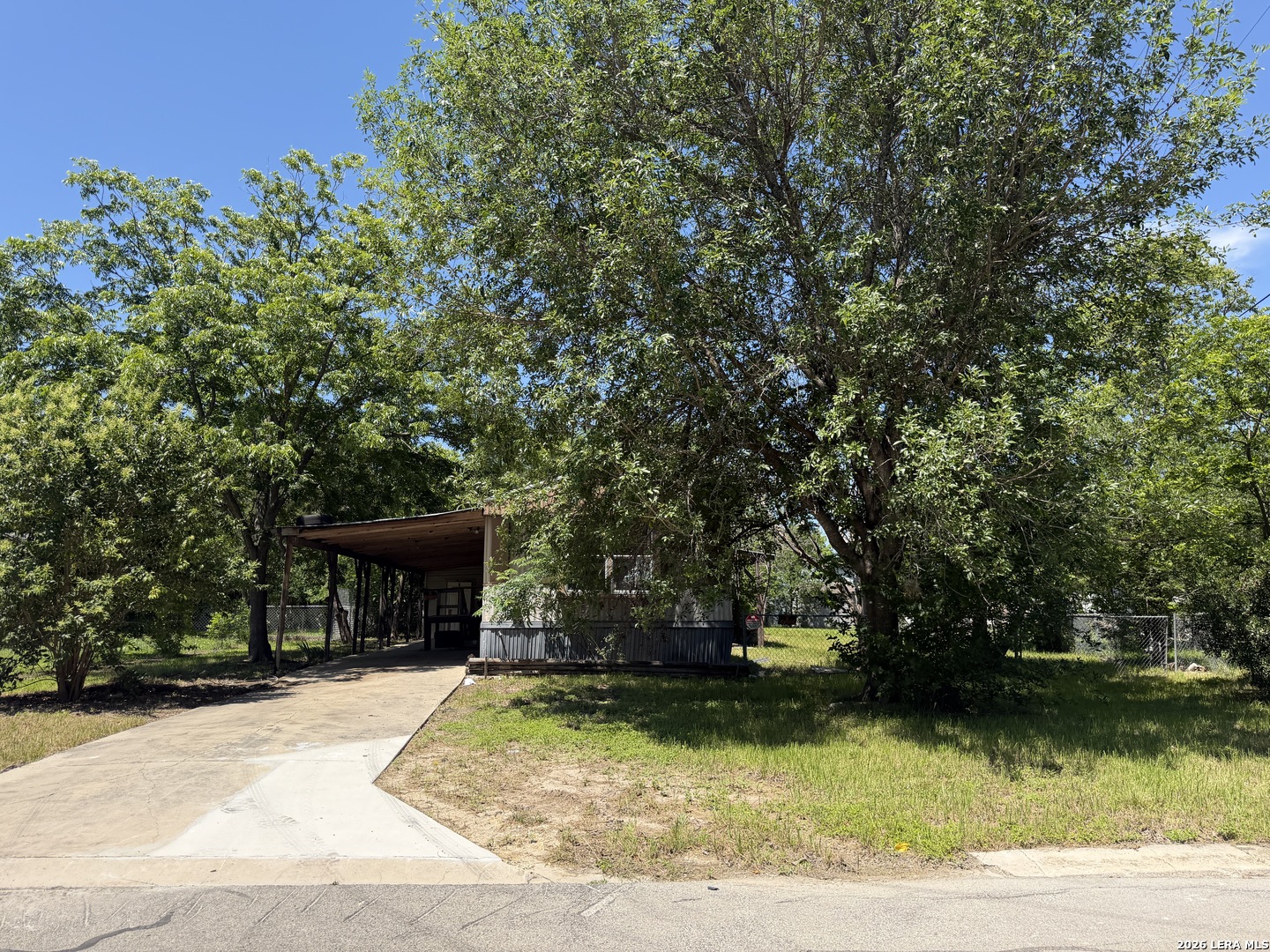 1512 Wisteria Ln, ,  78130 — photo 1