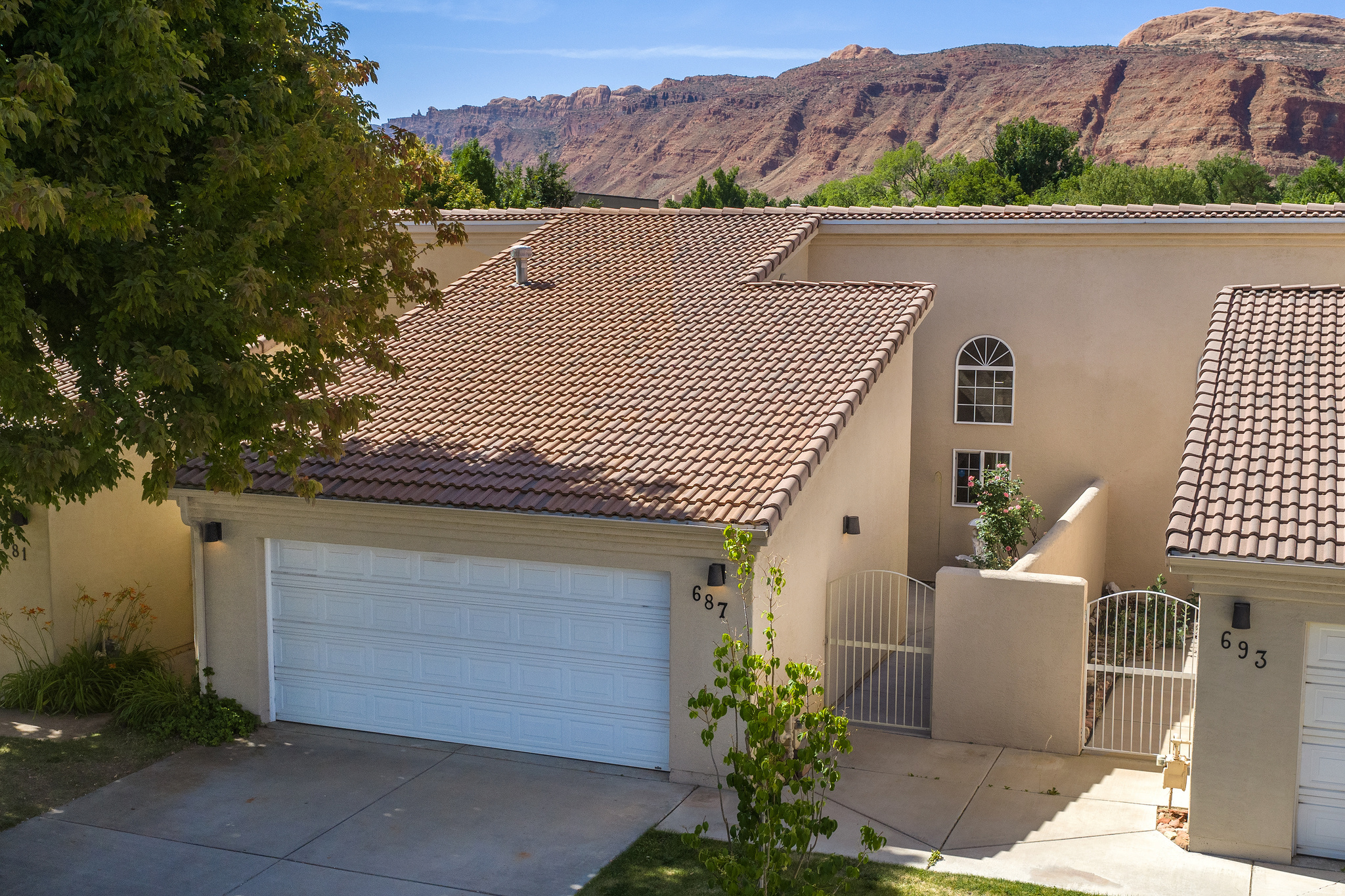687 W HALE AVE, Moab, UT 84532 — photo 1