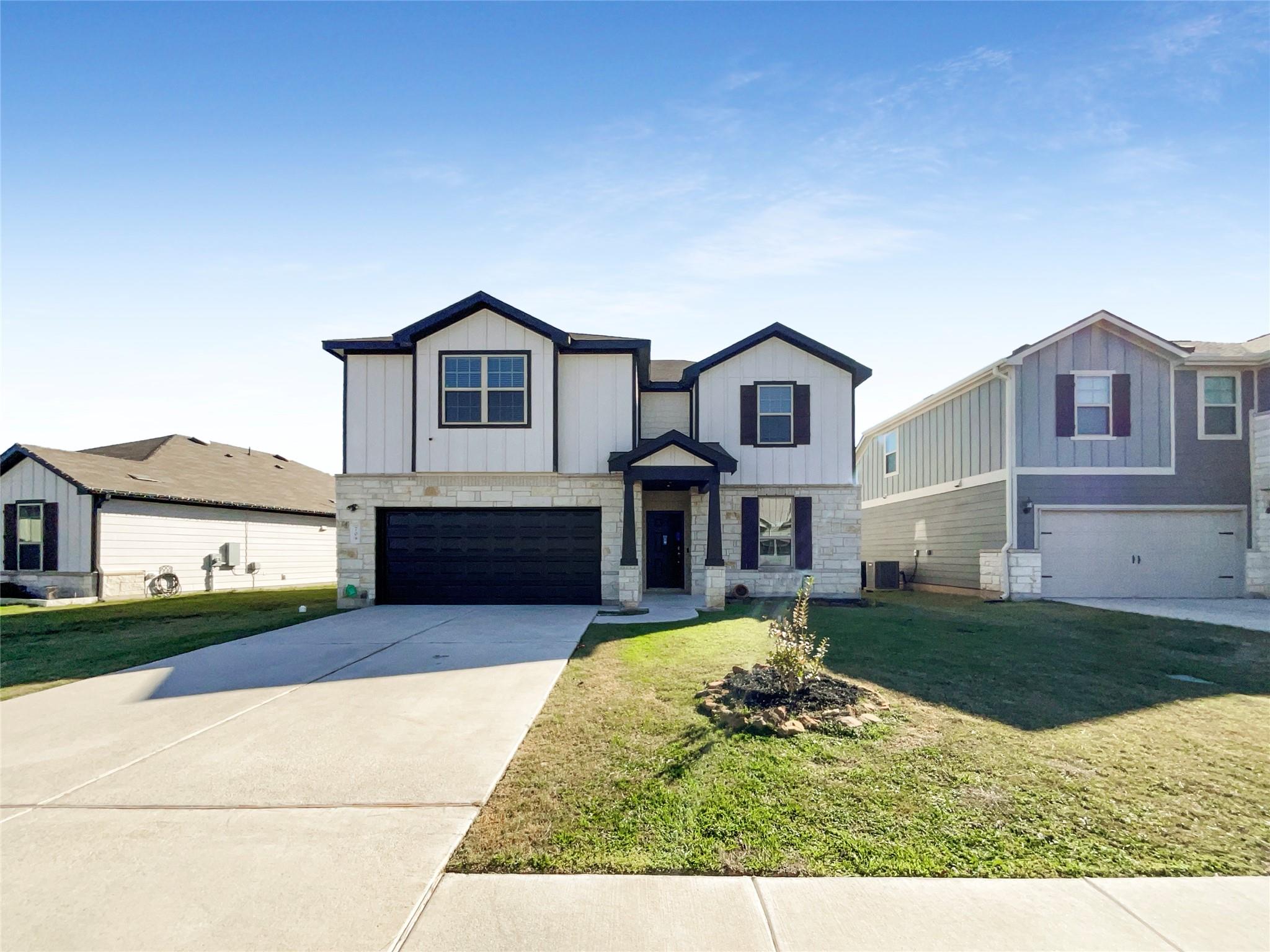 709 Hummingbird, Leander, TX 78641 — photo 1