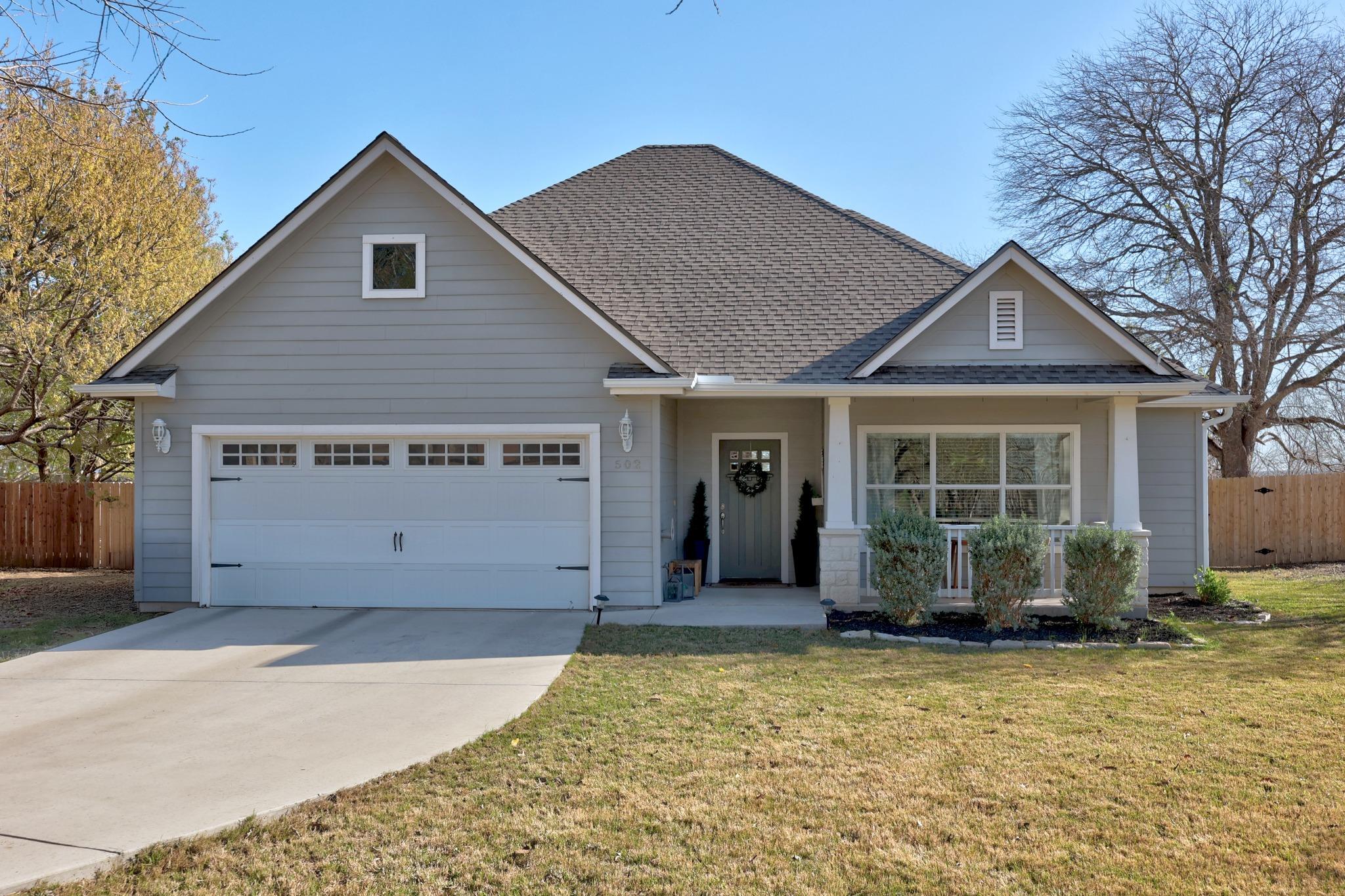 502 River, Martindale, TX 78655 — photo 1