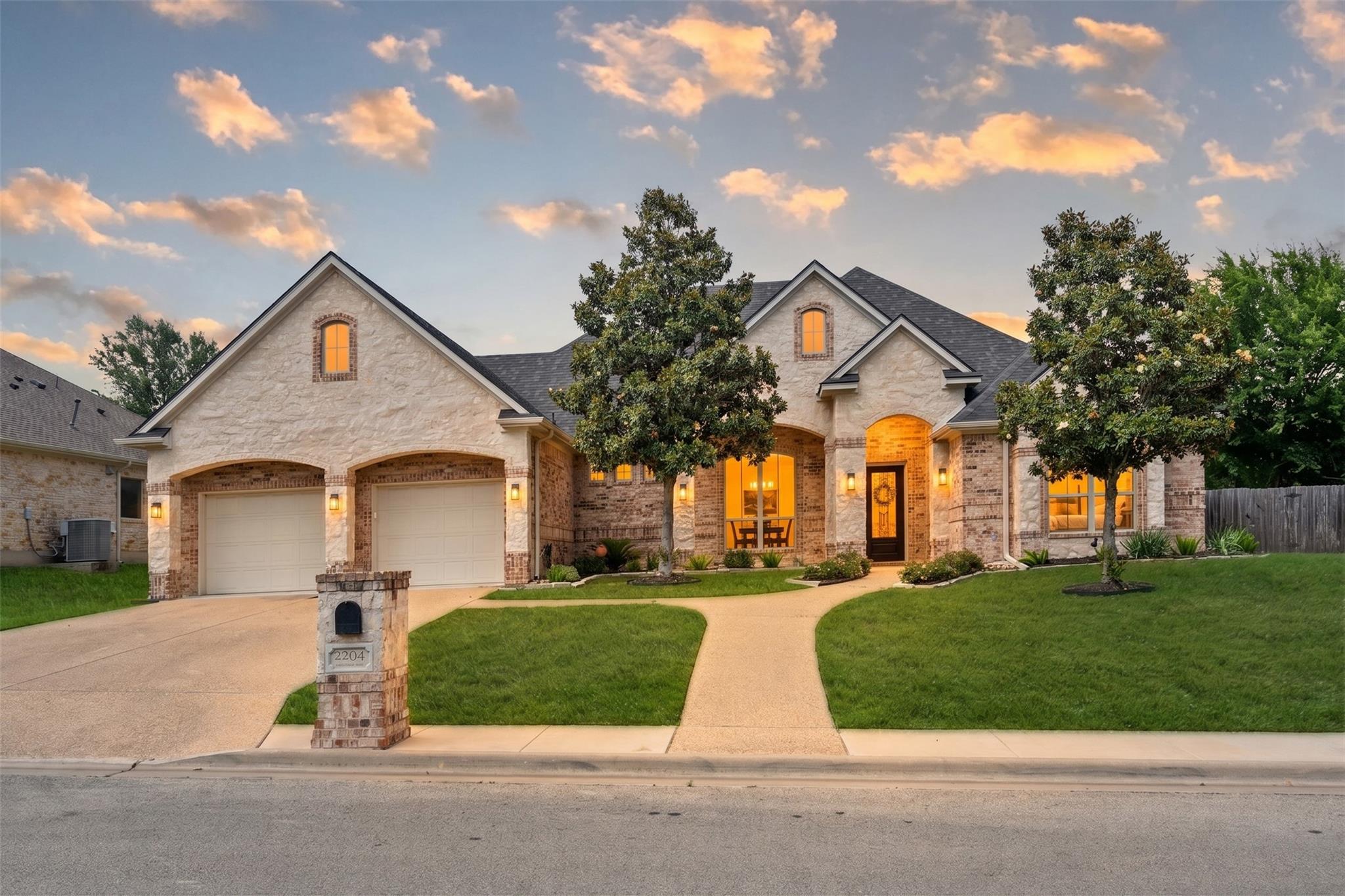 2204 Deerfield, Temple, TX 76502 — photo 1