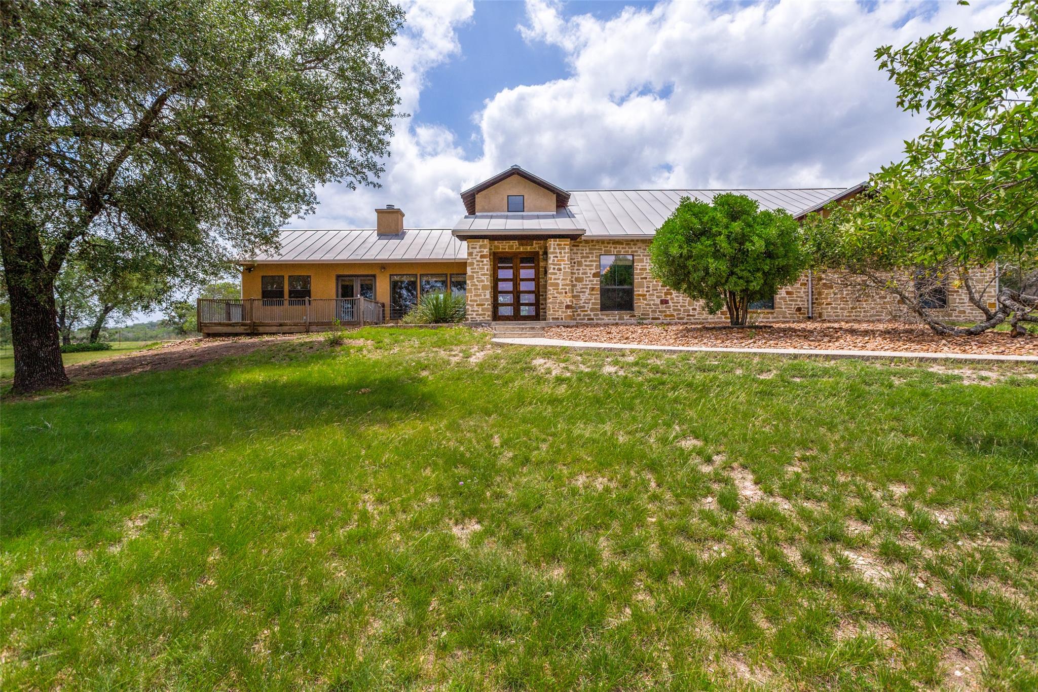988 Kendall Jackson None, Comfort, TX 78013 — photo 1