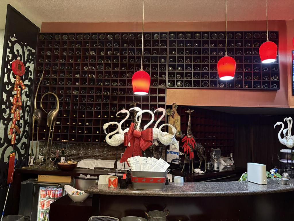 Address withheld, Menlo Park, CA 94025 — photo 1