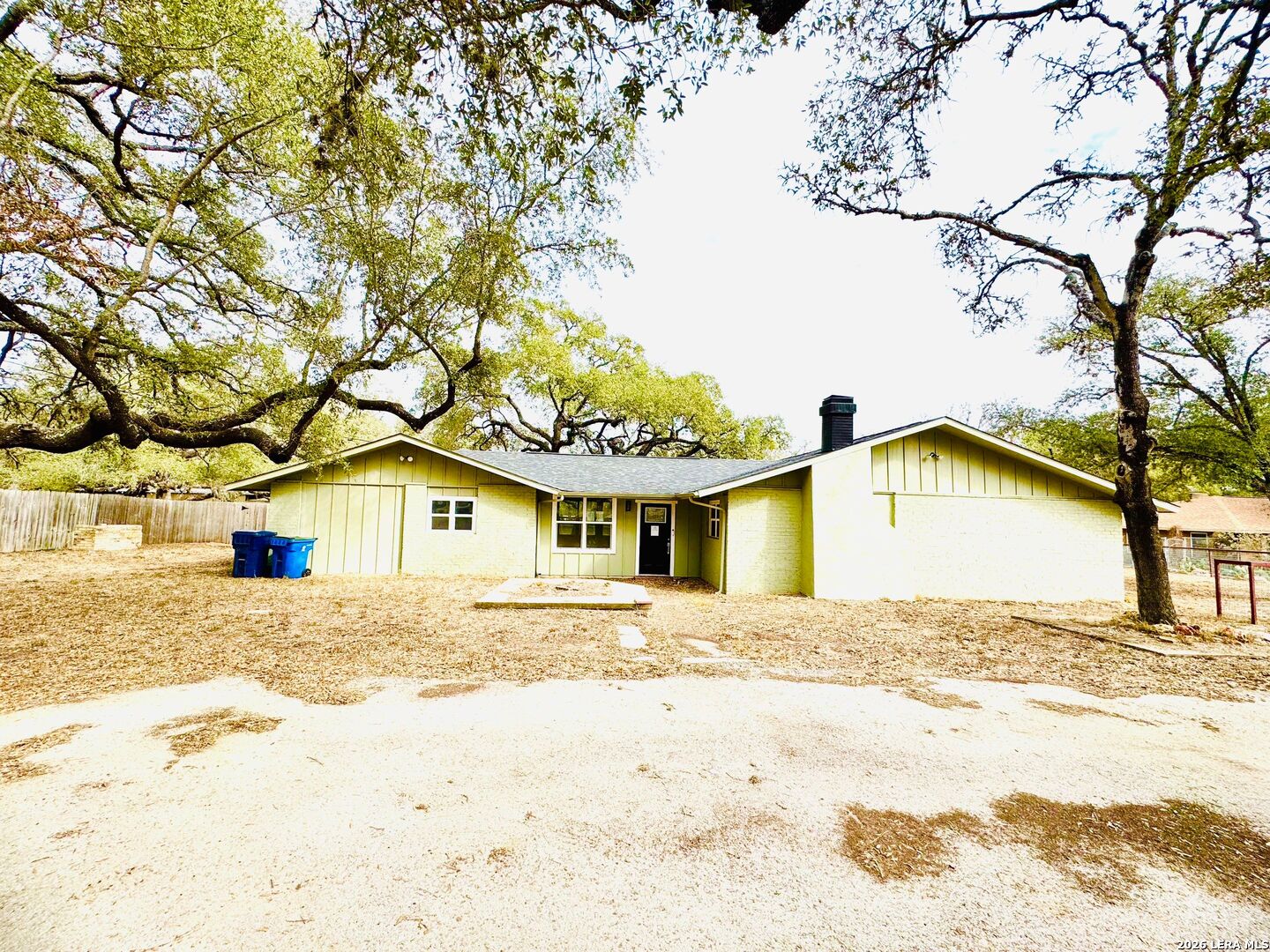 25 Sunrise Dr., ,  78064 — photo 1
