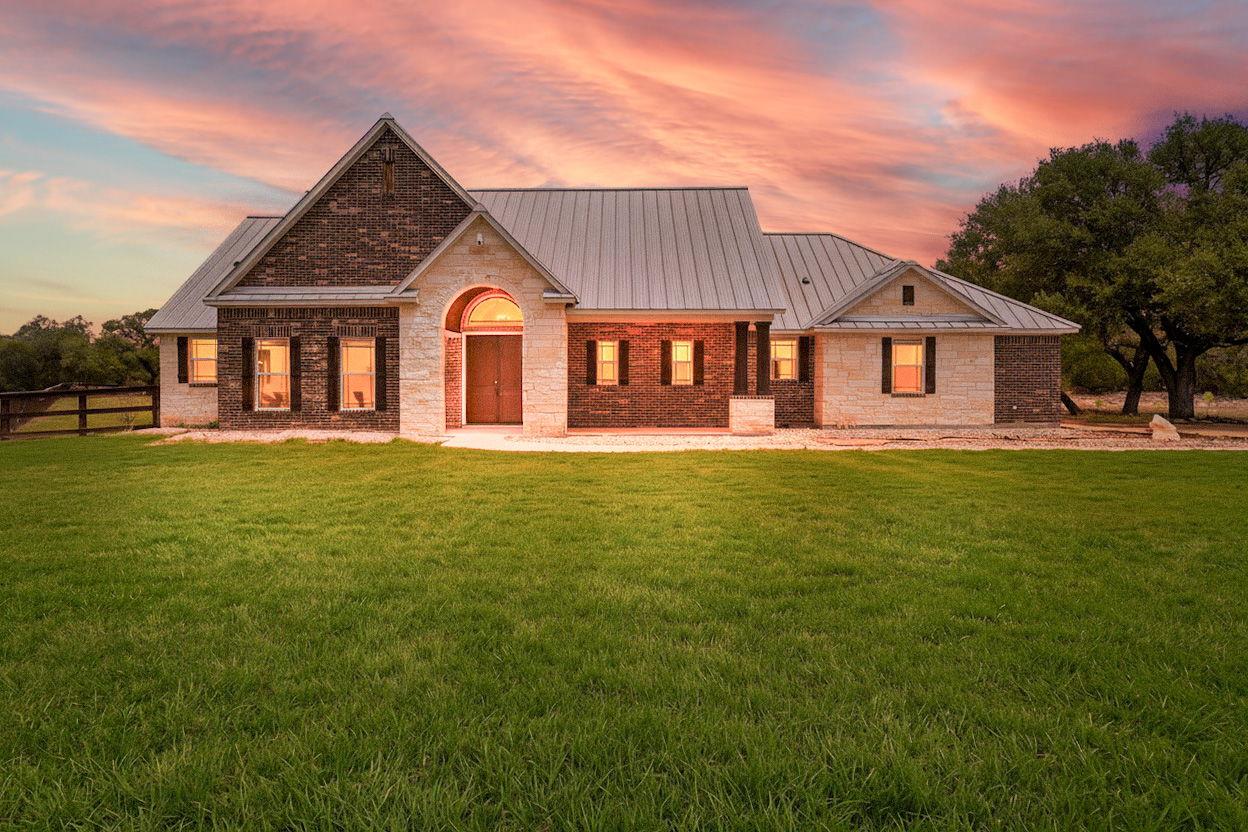 815 Serene Waters, Spring Branch, TX 78070 — photo 1