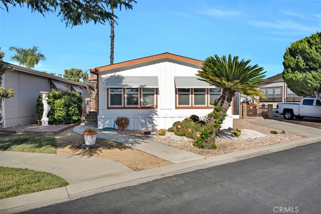 1275 Bishop Drive, Hemet, CA 92545 — photo 1