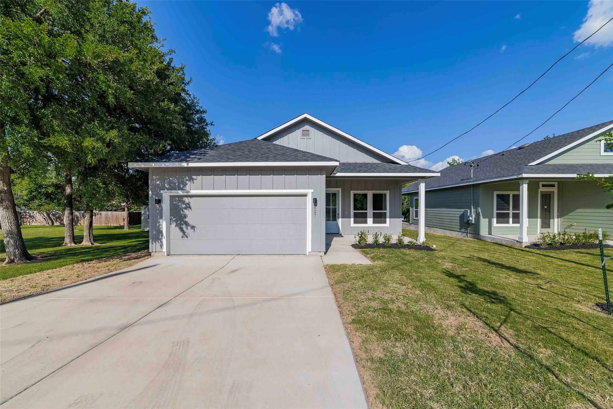 627 Birch, Cottonwood Shores, TX 78657 — photo 1