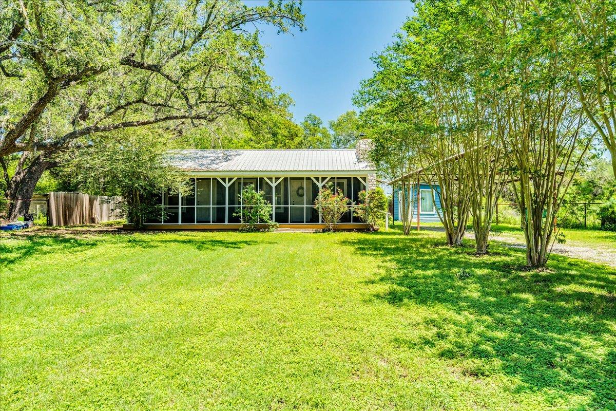170 Whitetail, Dale, TX 78616 — photo 1