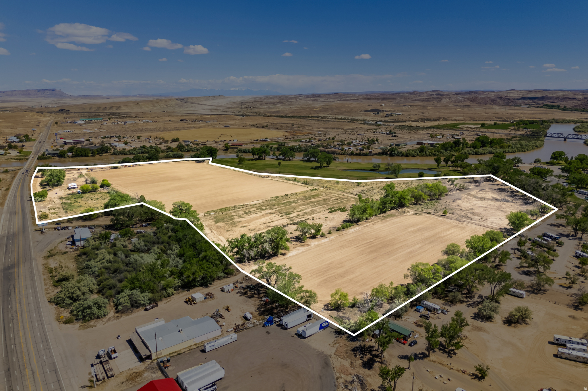 1290 E MAIN ST, Green River, UT 84525 — photo 1