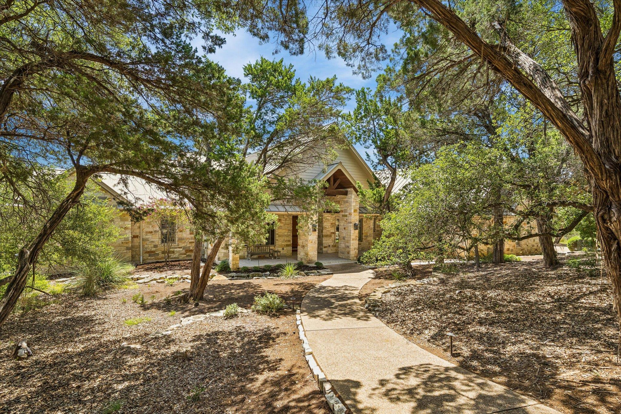 19586 Sandcastle, Spicewood, TX 78669 — photo 1