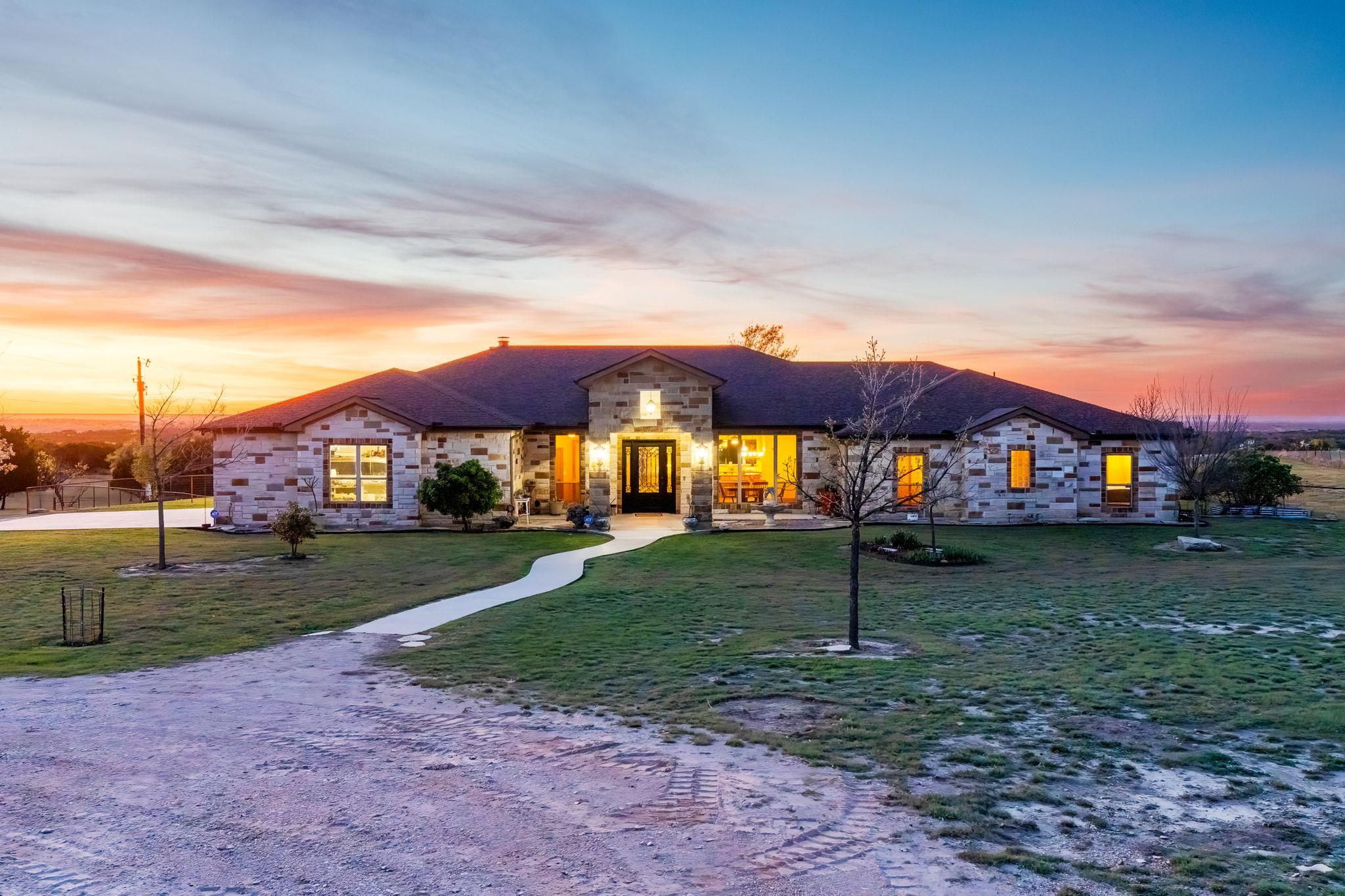 5450 County Road 101, Lampasas, TX 76550 — photo 1