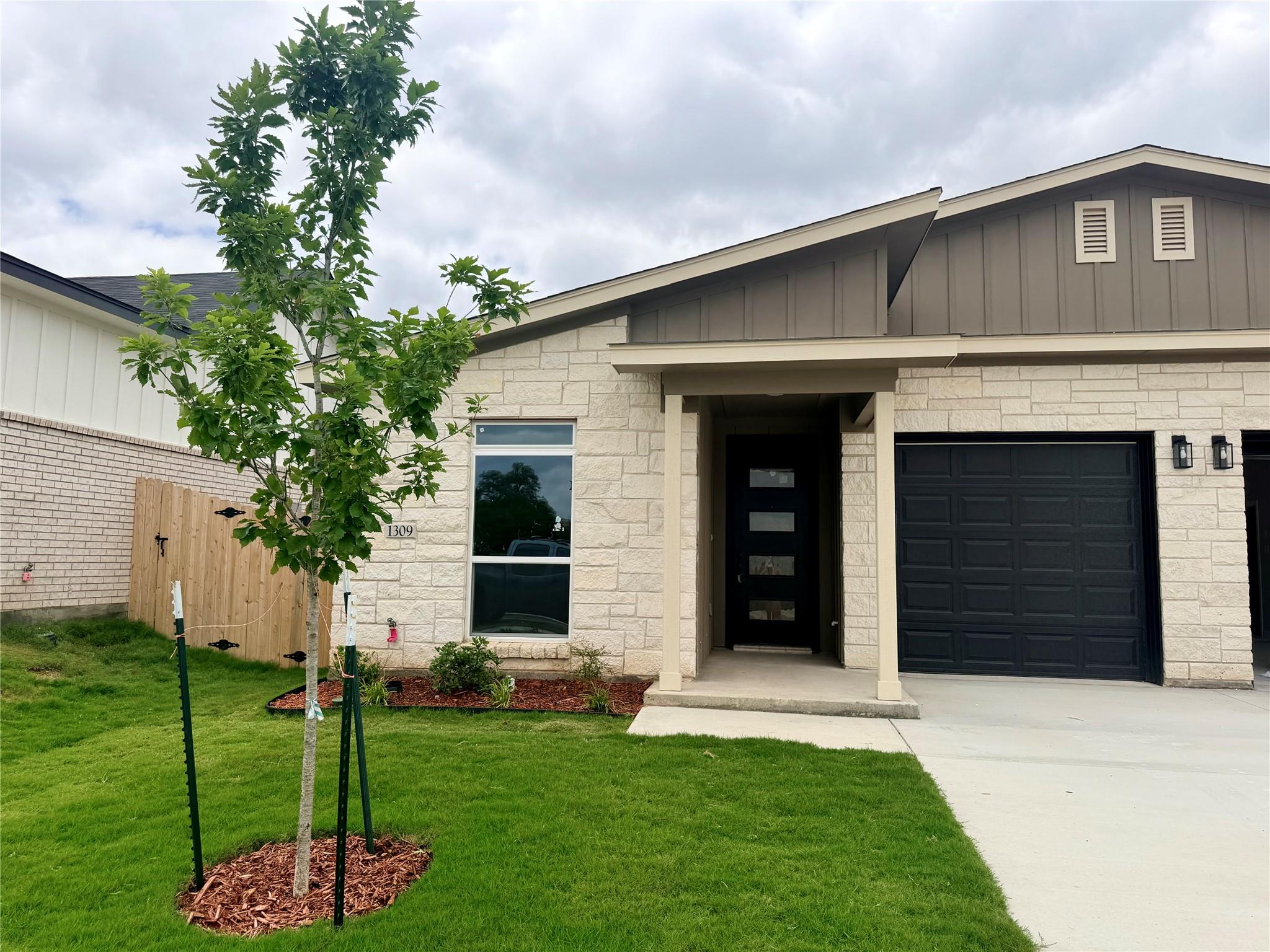 1309 Lone Pine, Killeen, TX 76543 — photo 1
