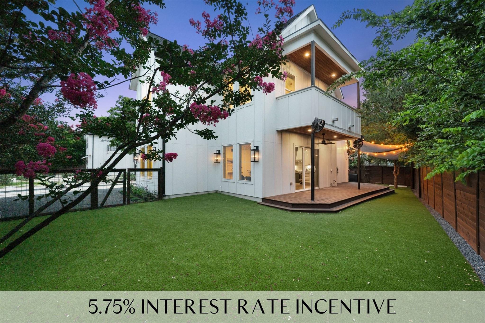 5601 Jackie Robinson, Austin, TX 78721 — photo 1