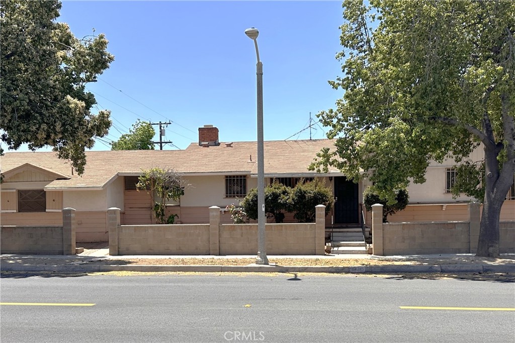 1020 W 10th Street, Corona, CA 92882 — photo 1