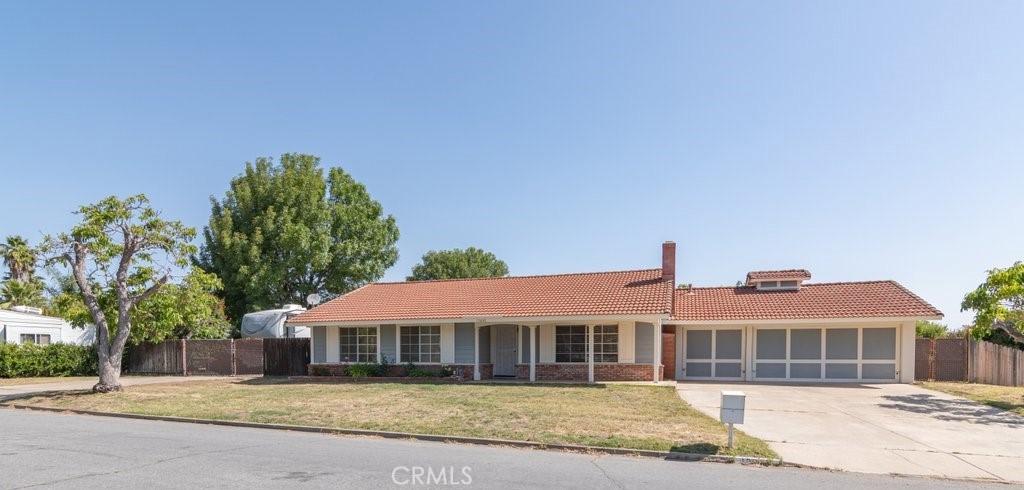 15640 Alvarado, Lake Elsinore, CA 92530 — photo 1