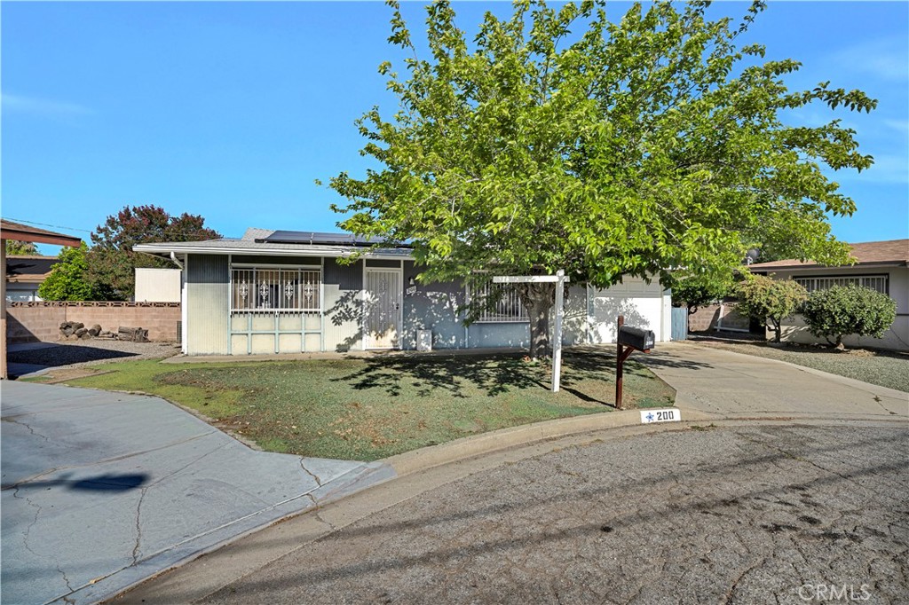 200 Vivian, Hemet, CA 92543 — photo 1