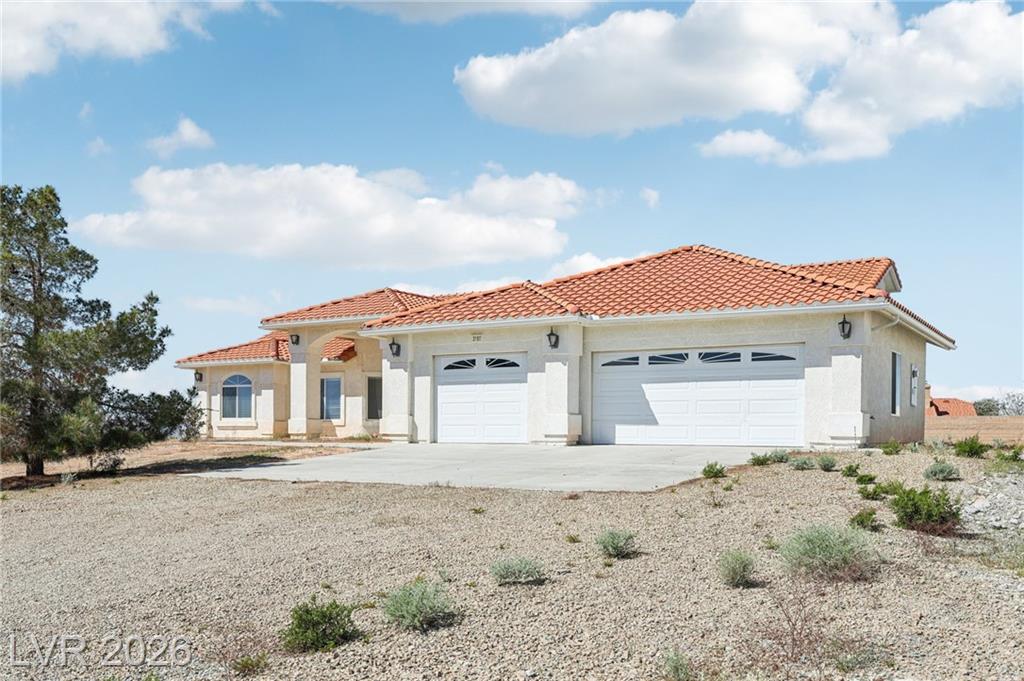 2180 Iroquois Avenue, Pahrump, NV 89048 — photo 1