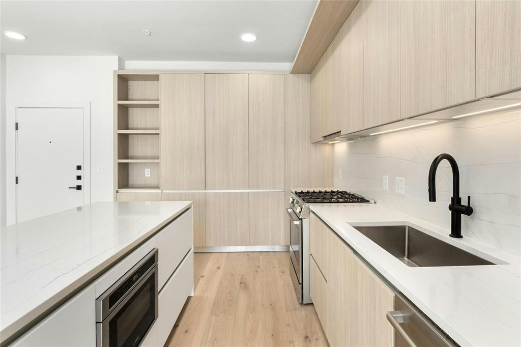 2209 1st, Austin, TX 78704 — photo 1