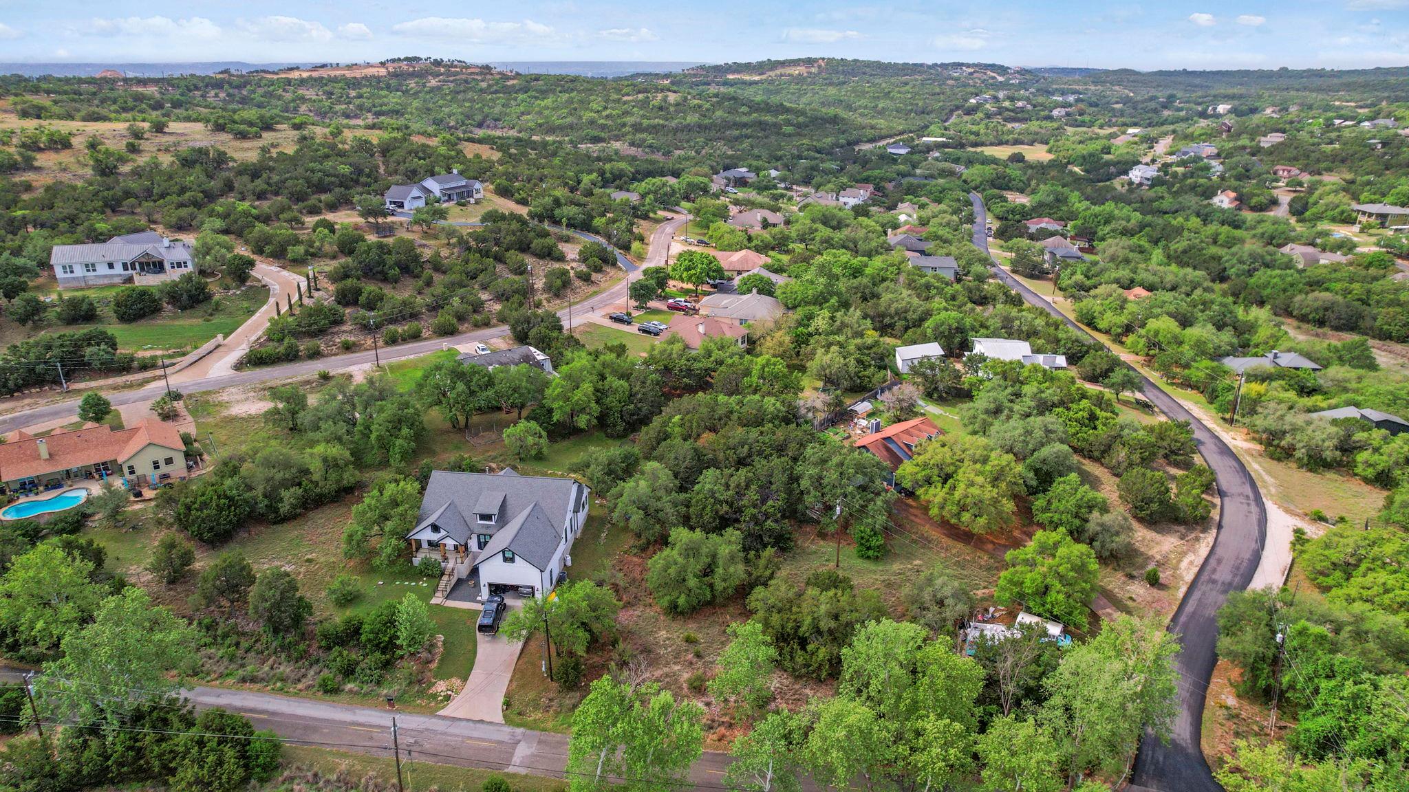 416 Dunkeld, Spicewood, TX 78669 — photo 1