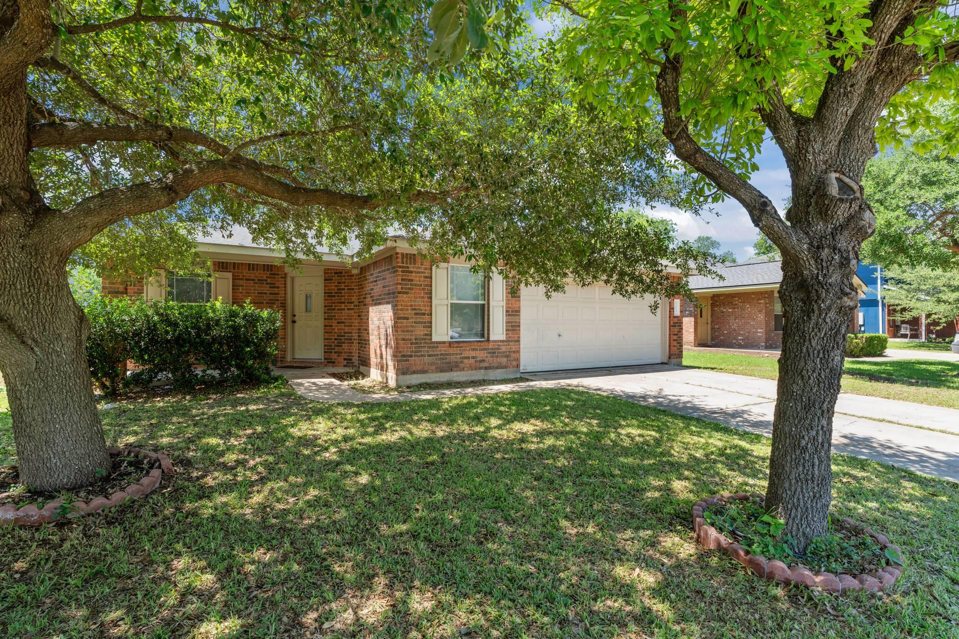 103 Easy, Hutto, TX 78634 — photo 1