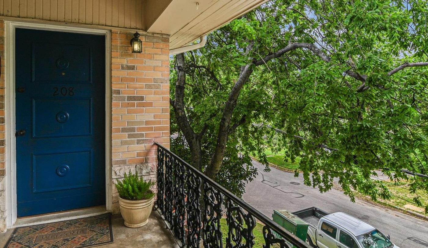 3309 Grooms, Austin, TX 78705 — photo 1