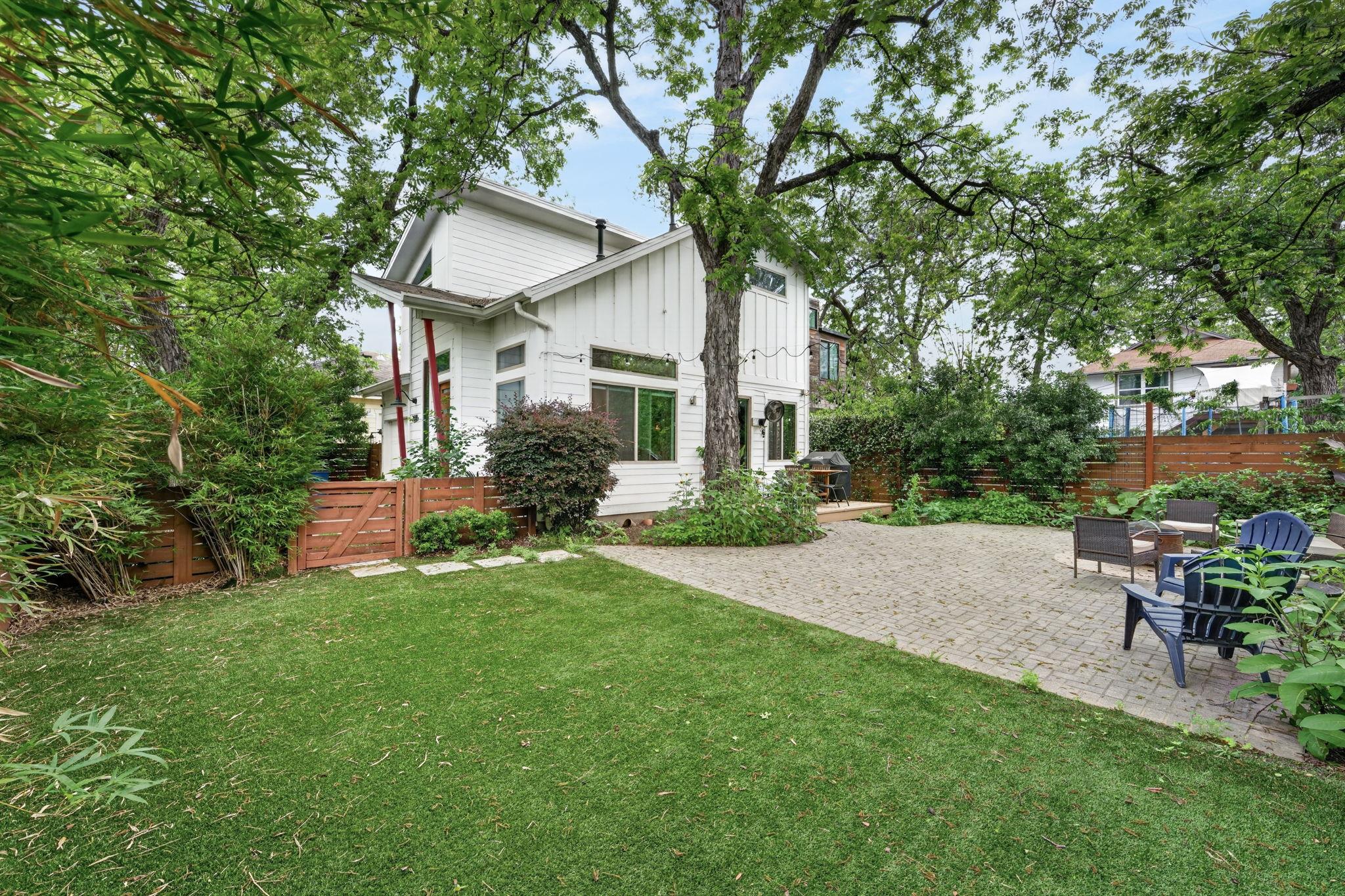2601 Willow, Austin, TX 78702 — photo 1
