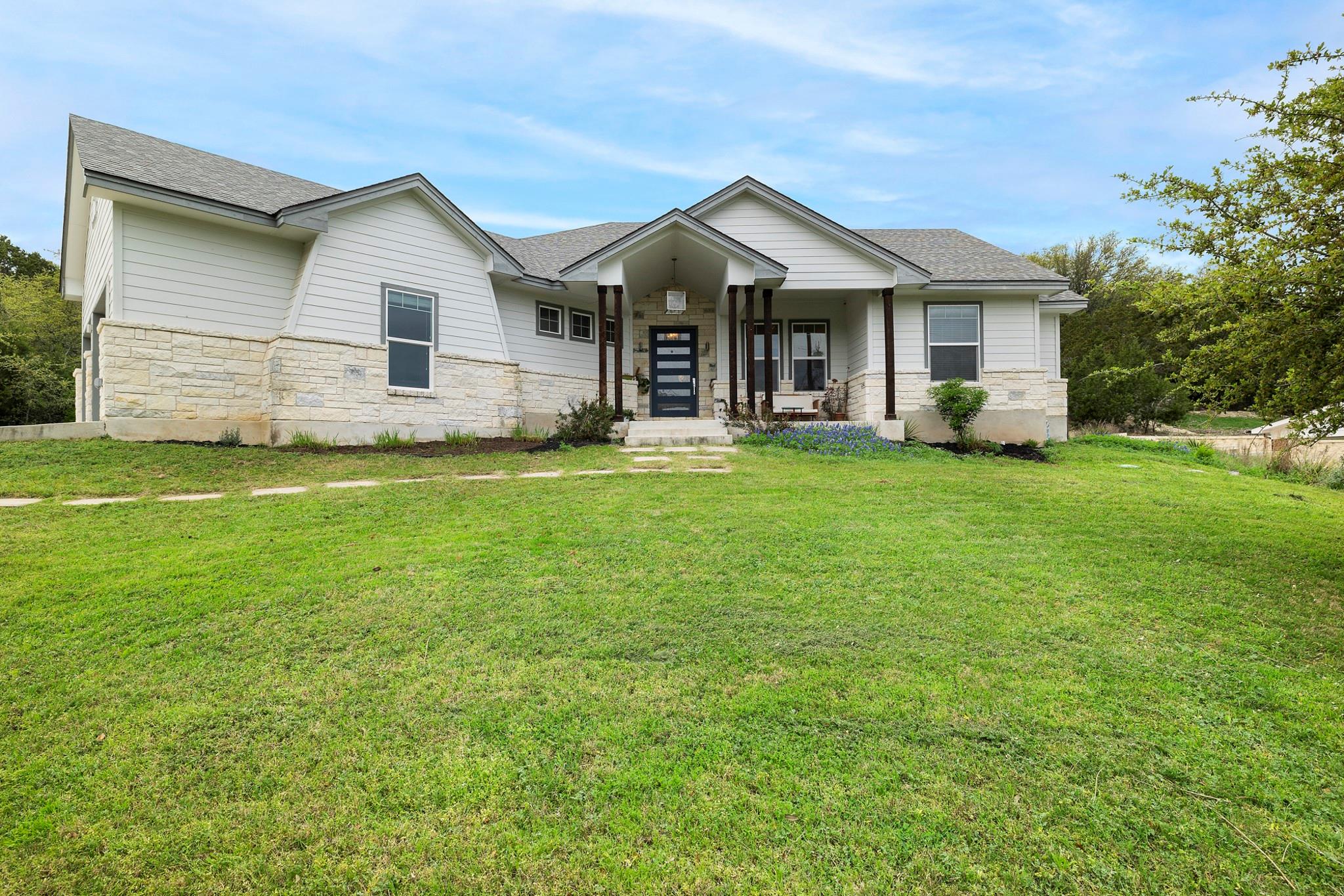 706 Stow, Spicewood, TX 78669 — photo 1