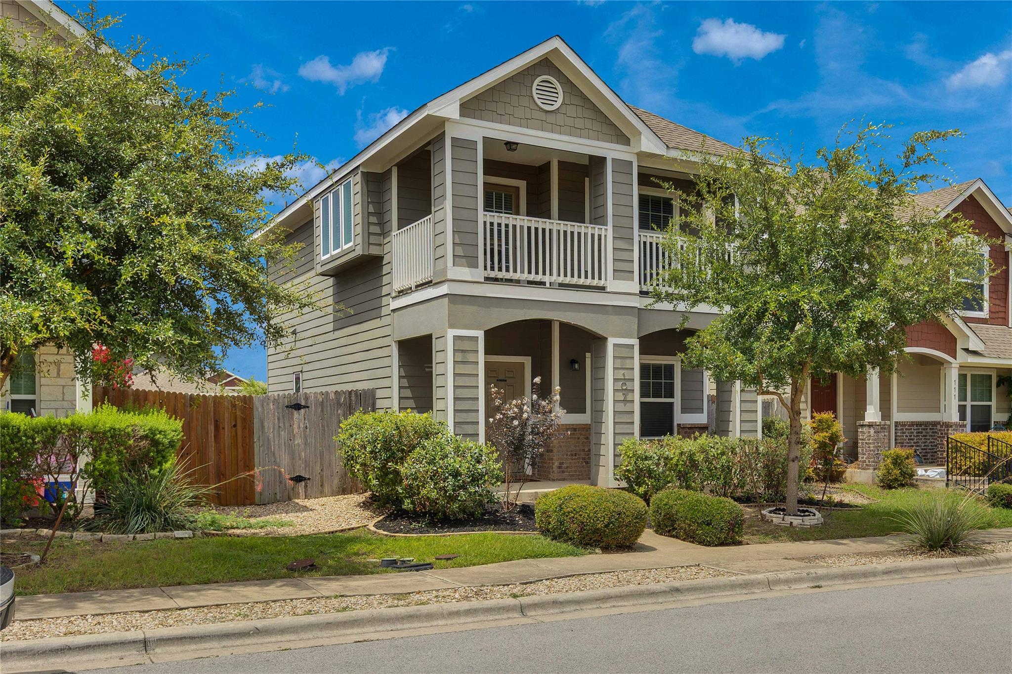 107 Friendship Oak, San Marcos, TX 78666 — photo 1