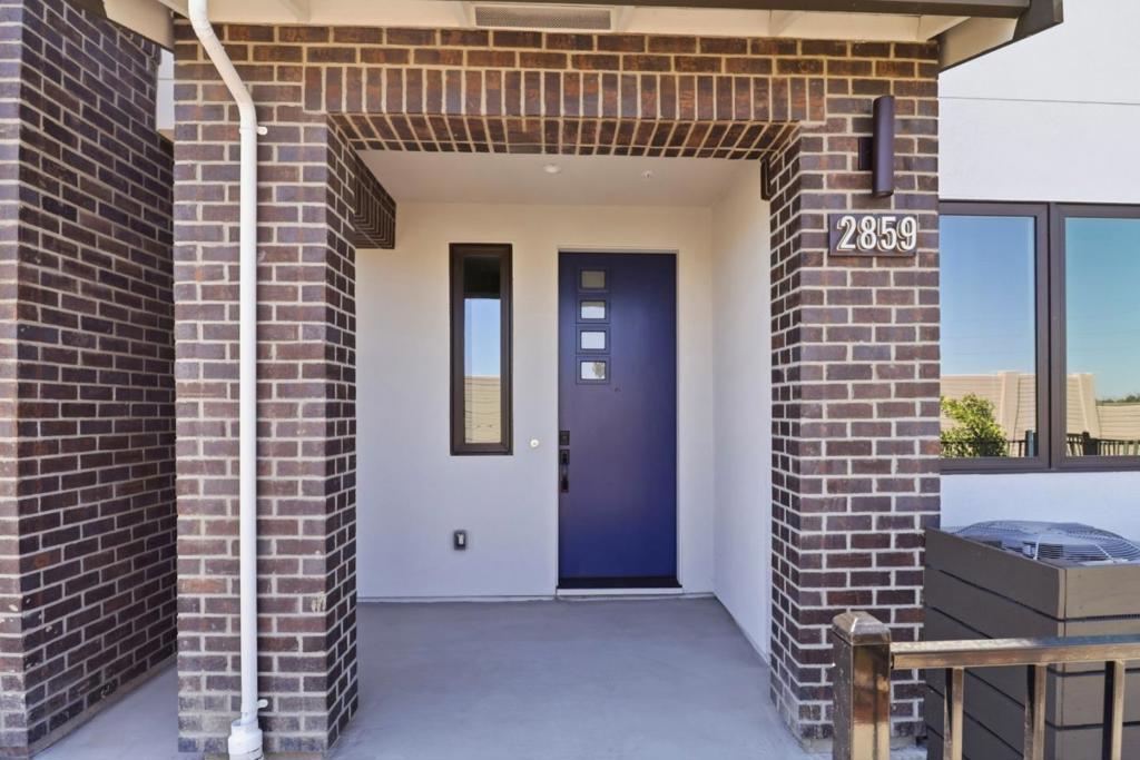 2859 Josephine Lane, Palo Alto, CA 94303 — photo 1