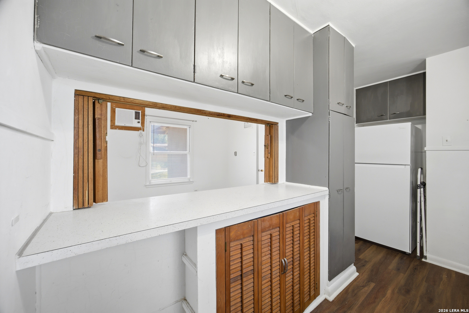 602 BYRNES DR, ,  78209 — photo 1